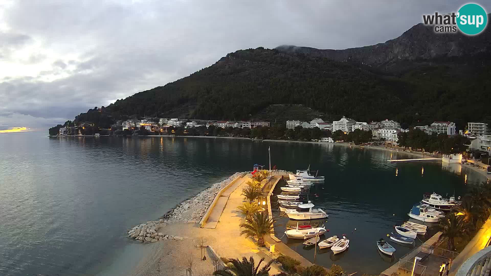 Drvenik – Dalmacija web kamera uživo u Hrvatskoj