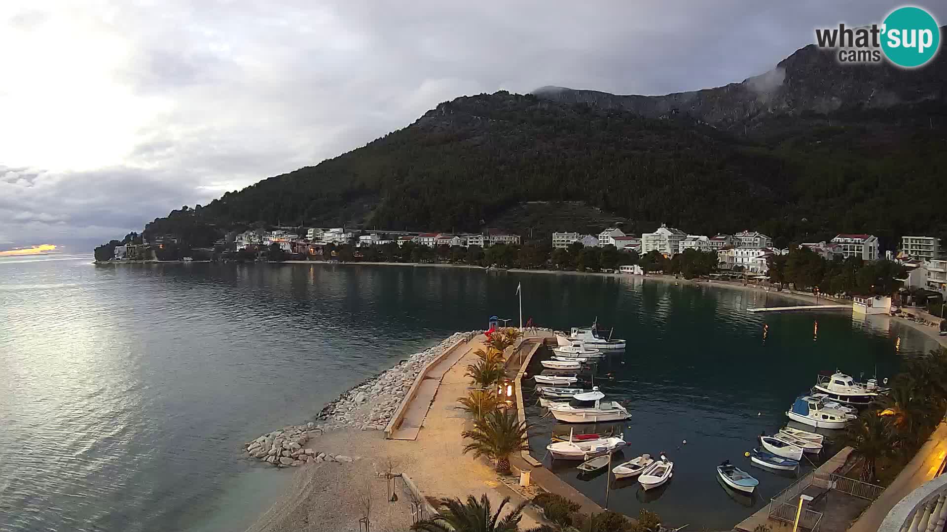 Drvenik – Dalmacija spletna kamera v živo na Hrvaškem