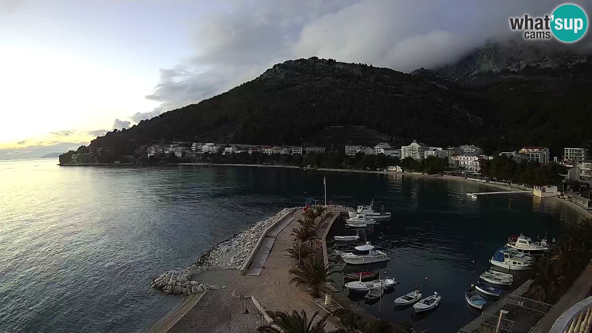 Drvenik – Dalmacija spletna kamera v živo na Hrvaškem