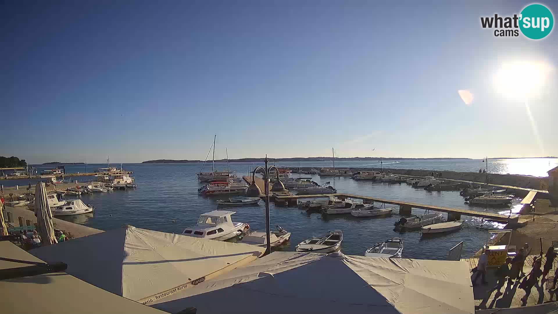 Webcam Fažana riva and city marina – Istria