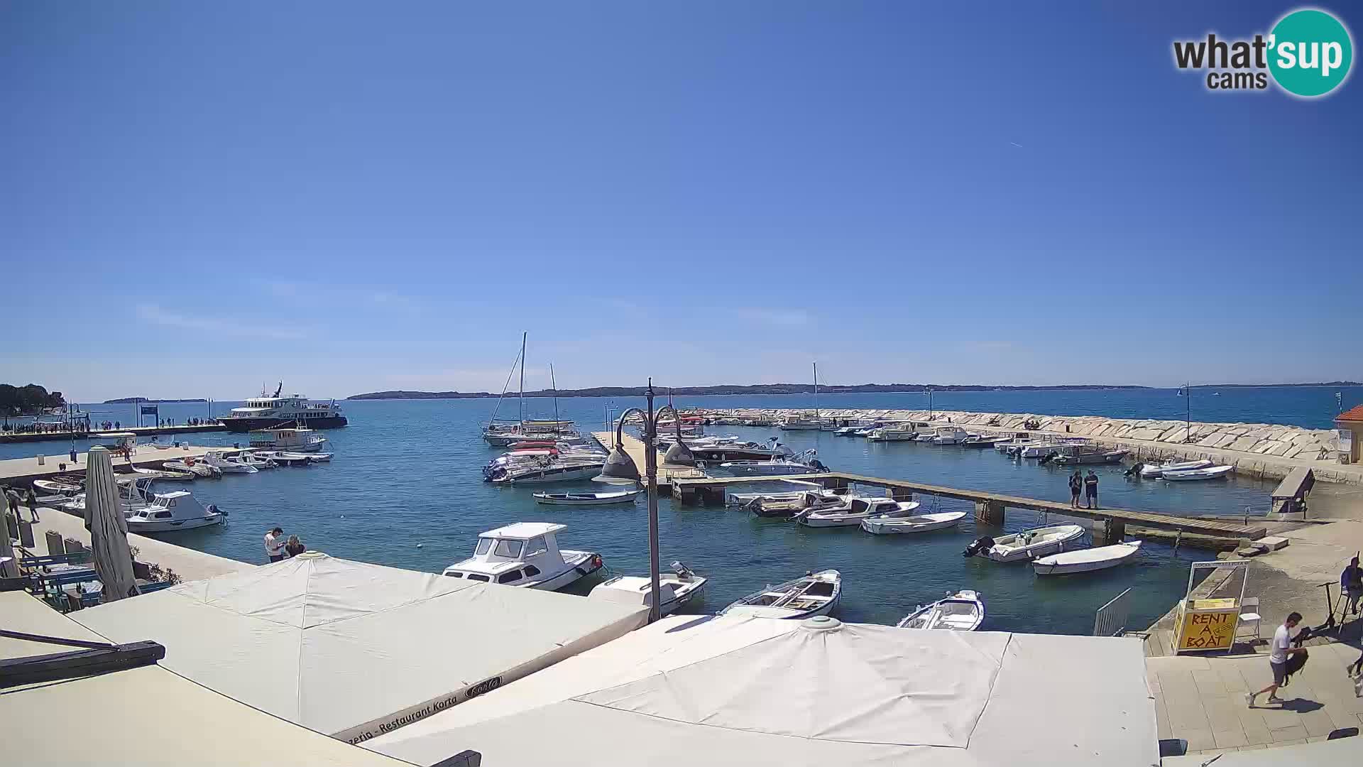 Spletna kamera Fažana riva in mestna marina – Istra