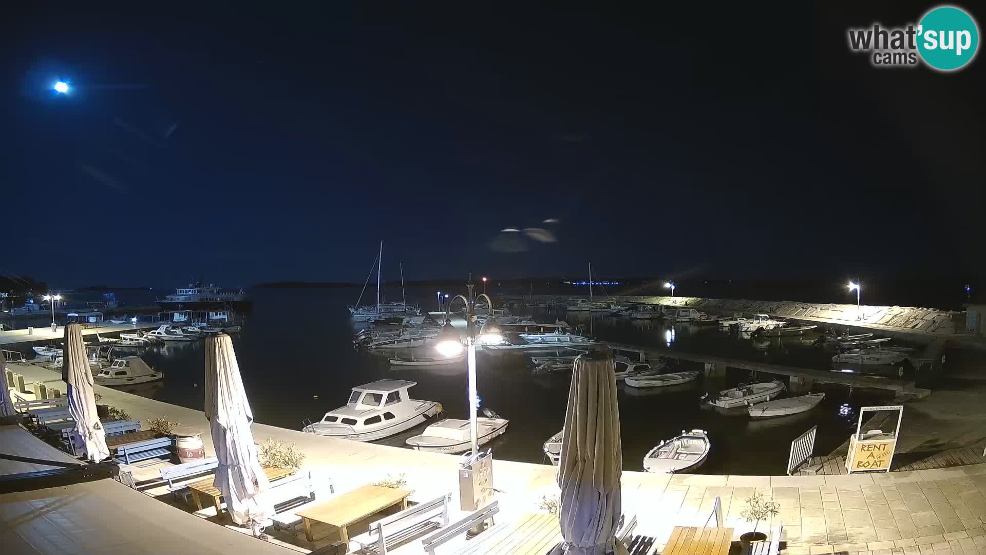 Fažana Camera en vivo riva y marina de la ciudad – Istria