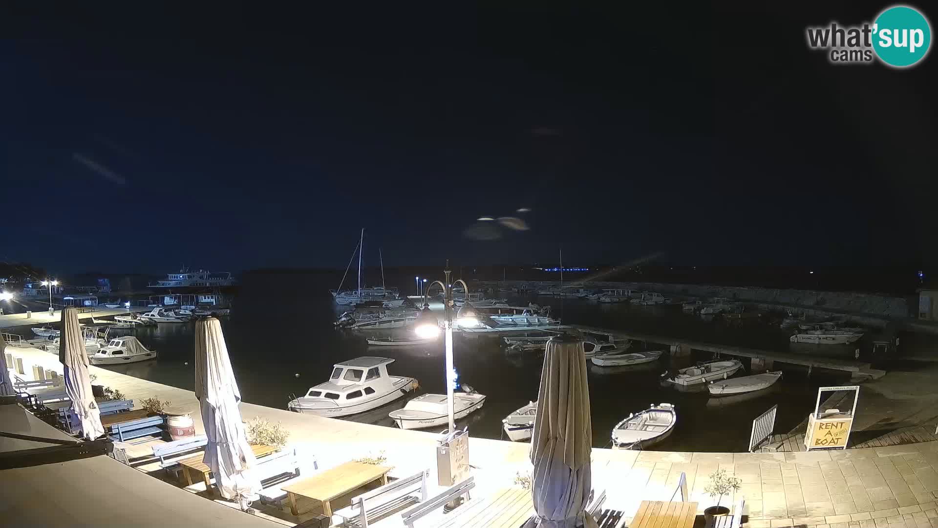 Spletna kamera Fažana riva in mestna marina – Istra