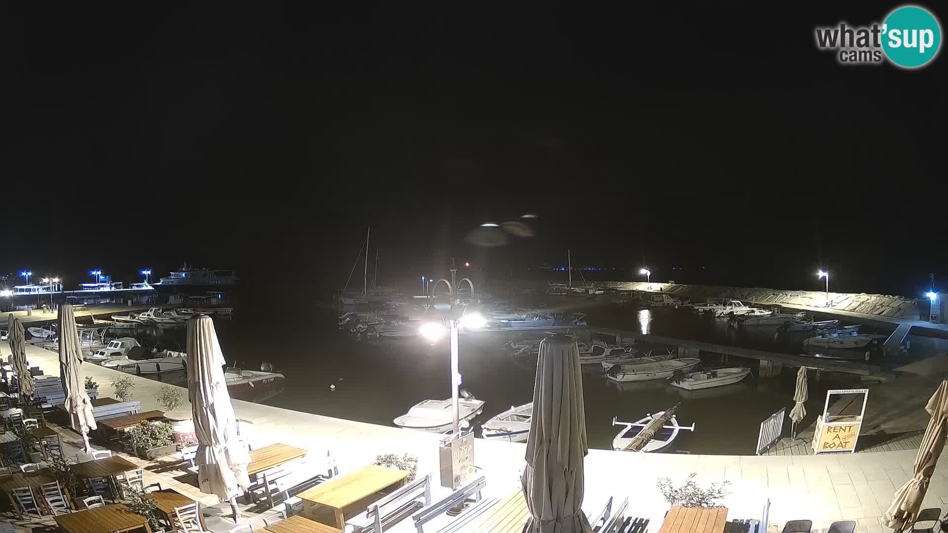 Fažana Camera en vivo riva y marina de la ciudad – Istria