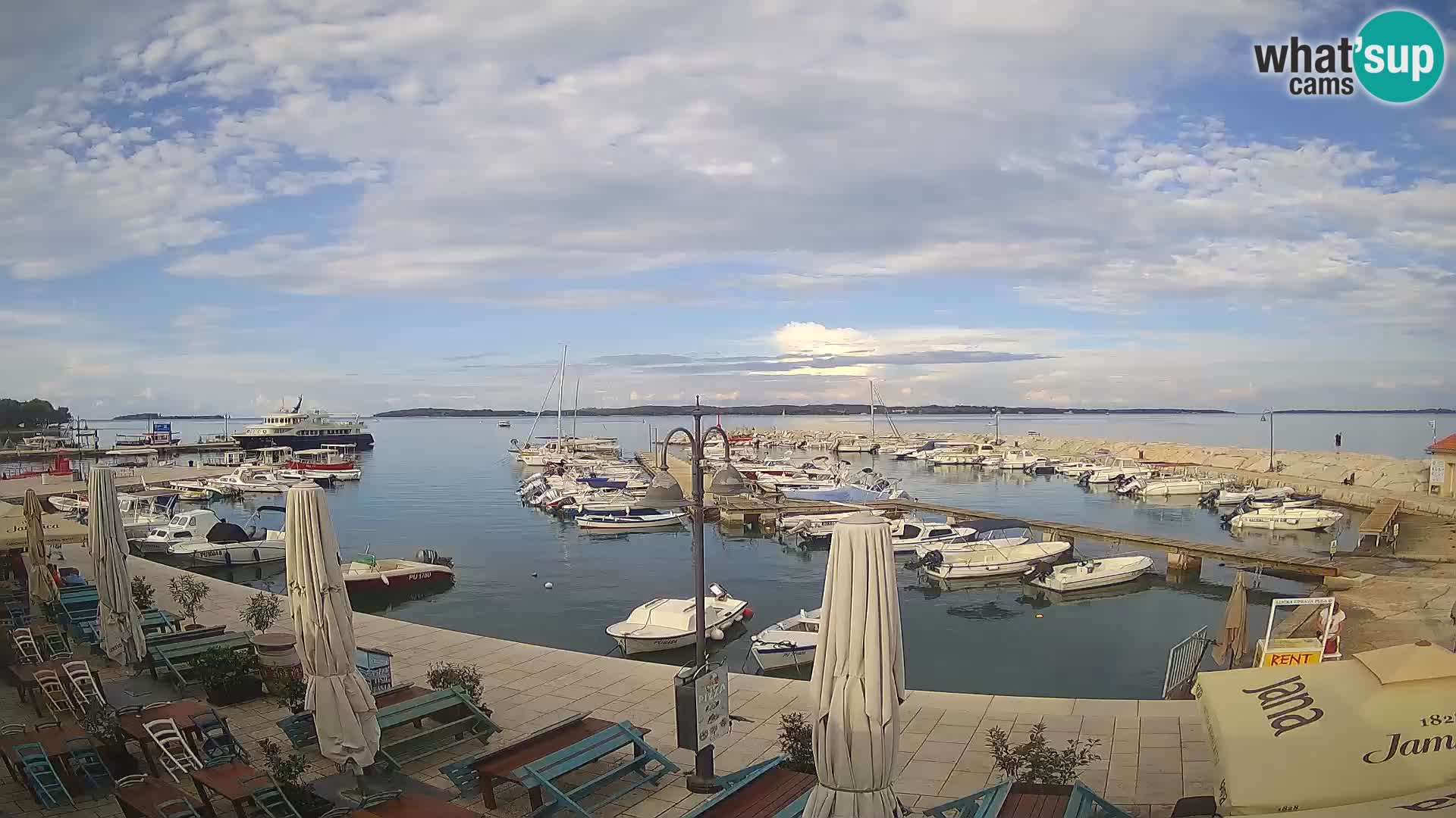 Webcam Fažana riva and city marina – Istria