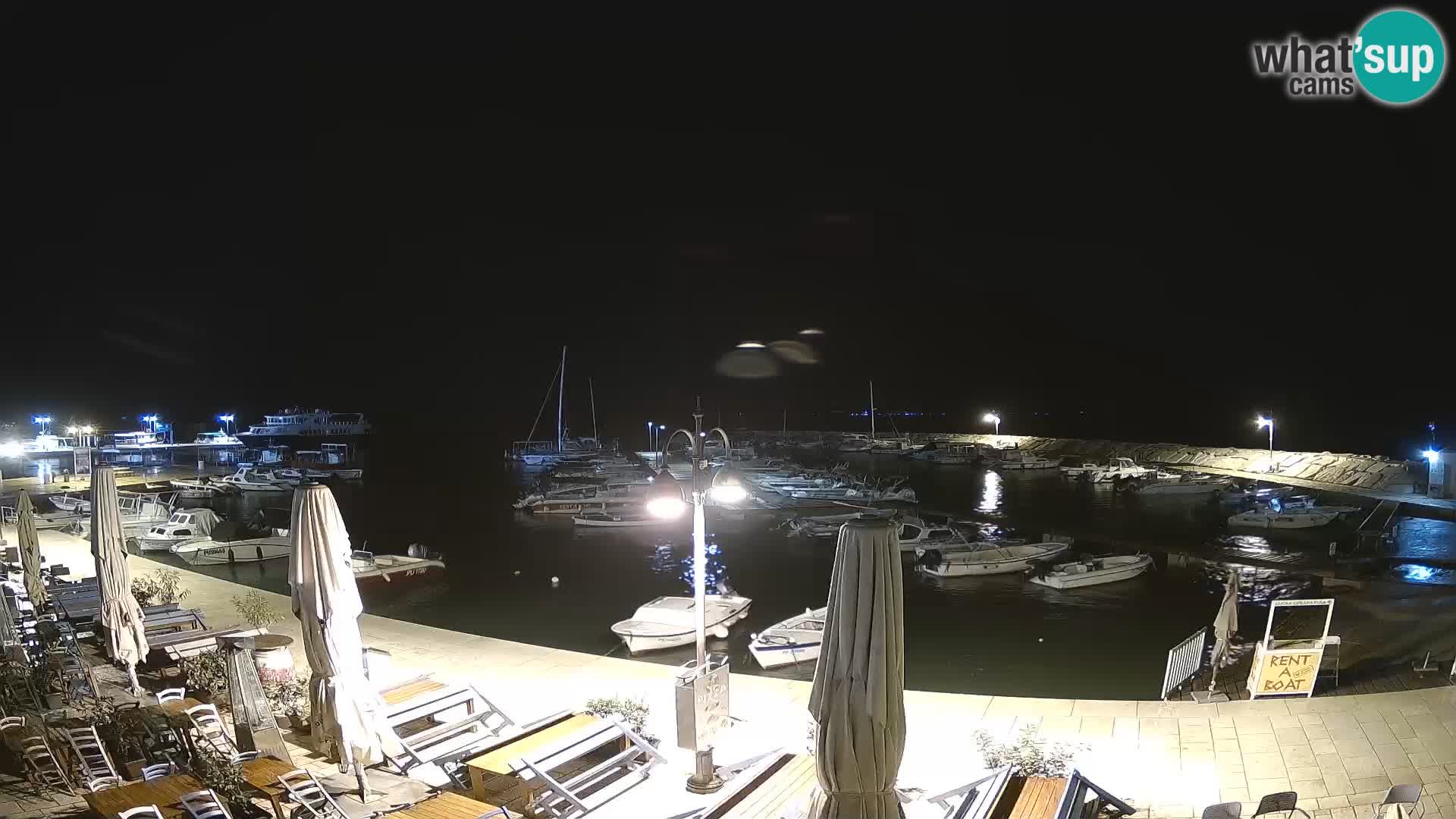 Fažana Camera en vivo riva y marina de la ciudad – Istria