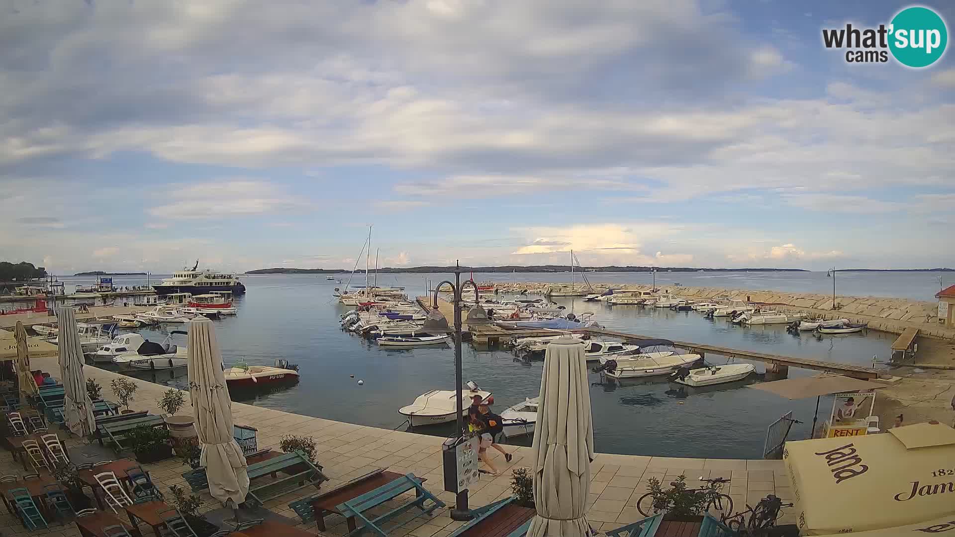 Fažana Livecam riva et marina de la ville – Istrie