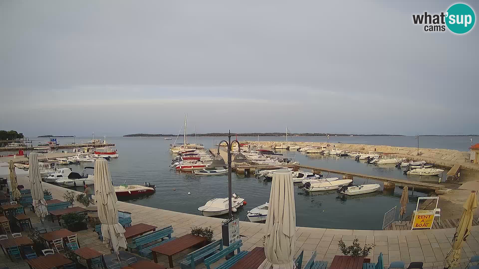 Webcam Fažana riva and city marina – Istria