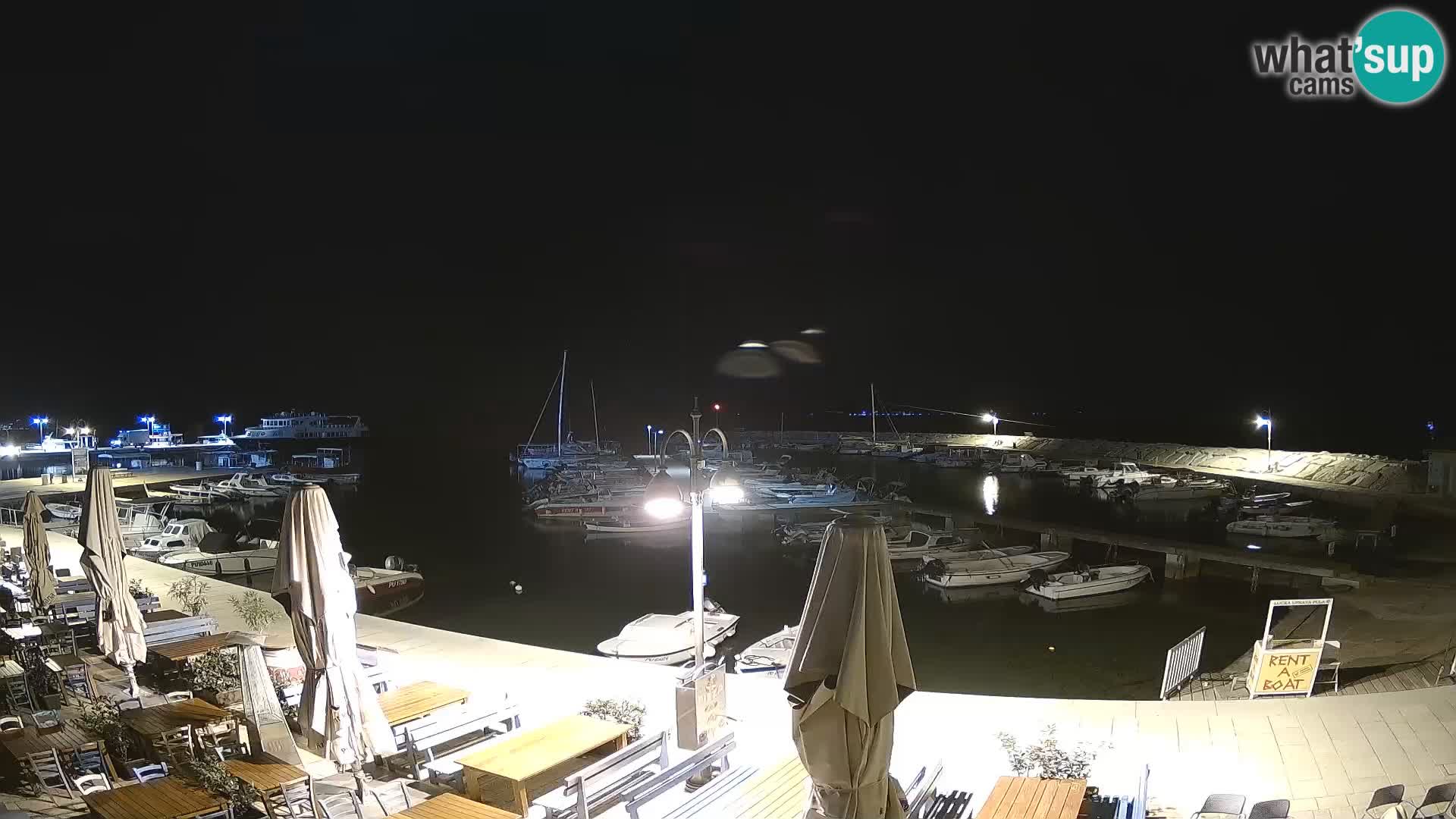 Fažana Camera en vivo riva y marina de la ciudad – Istria