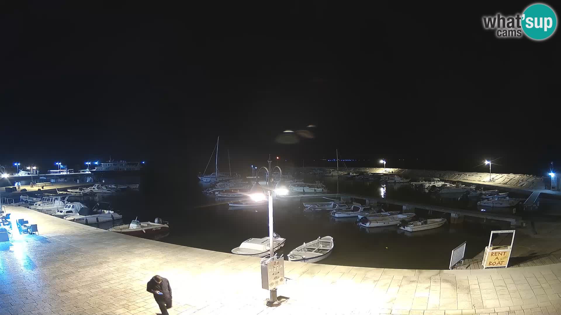 Spletna kamera Fažana riva in mestna marina – Istra