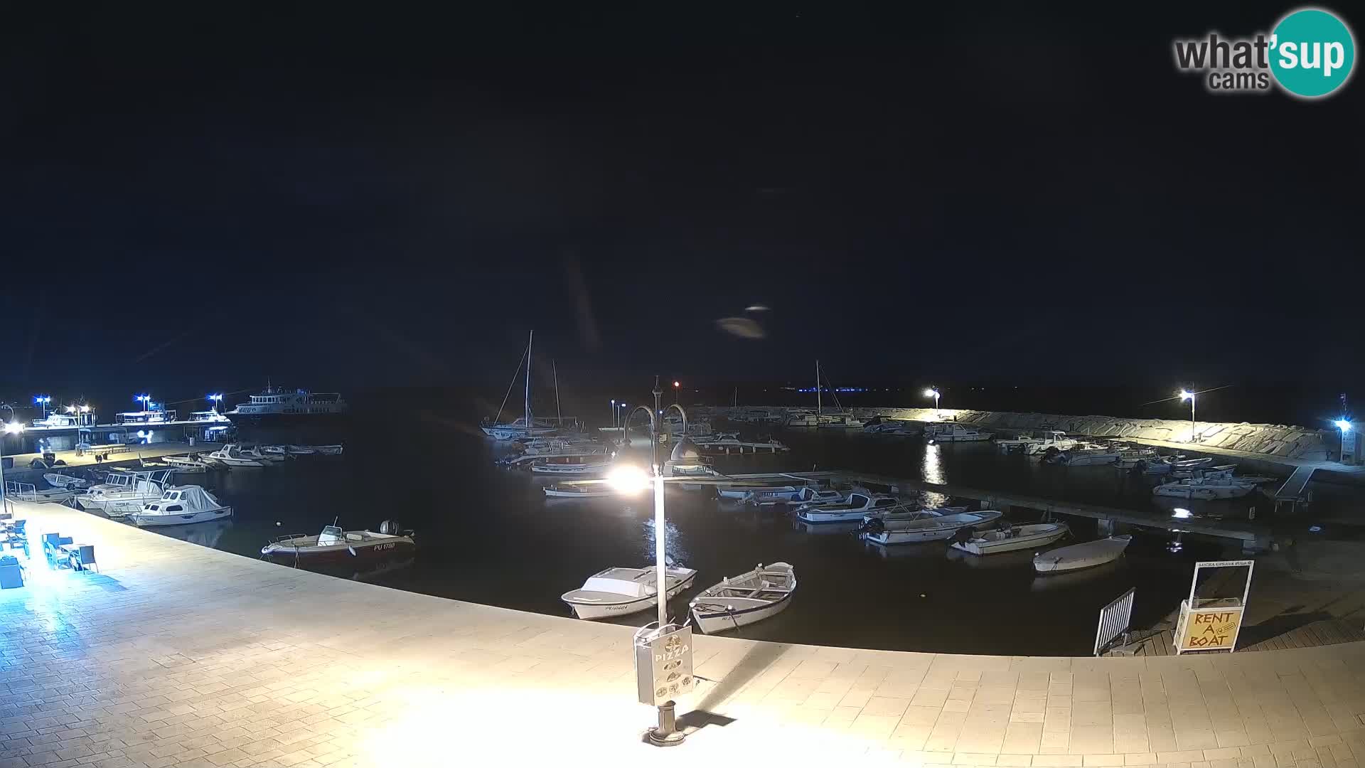 Fažana Camera en vivo riva y marina de la ciudad – Istria