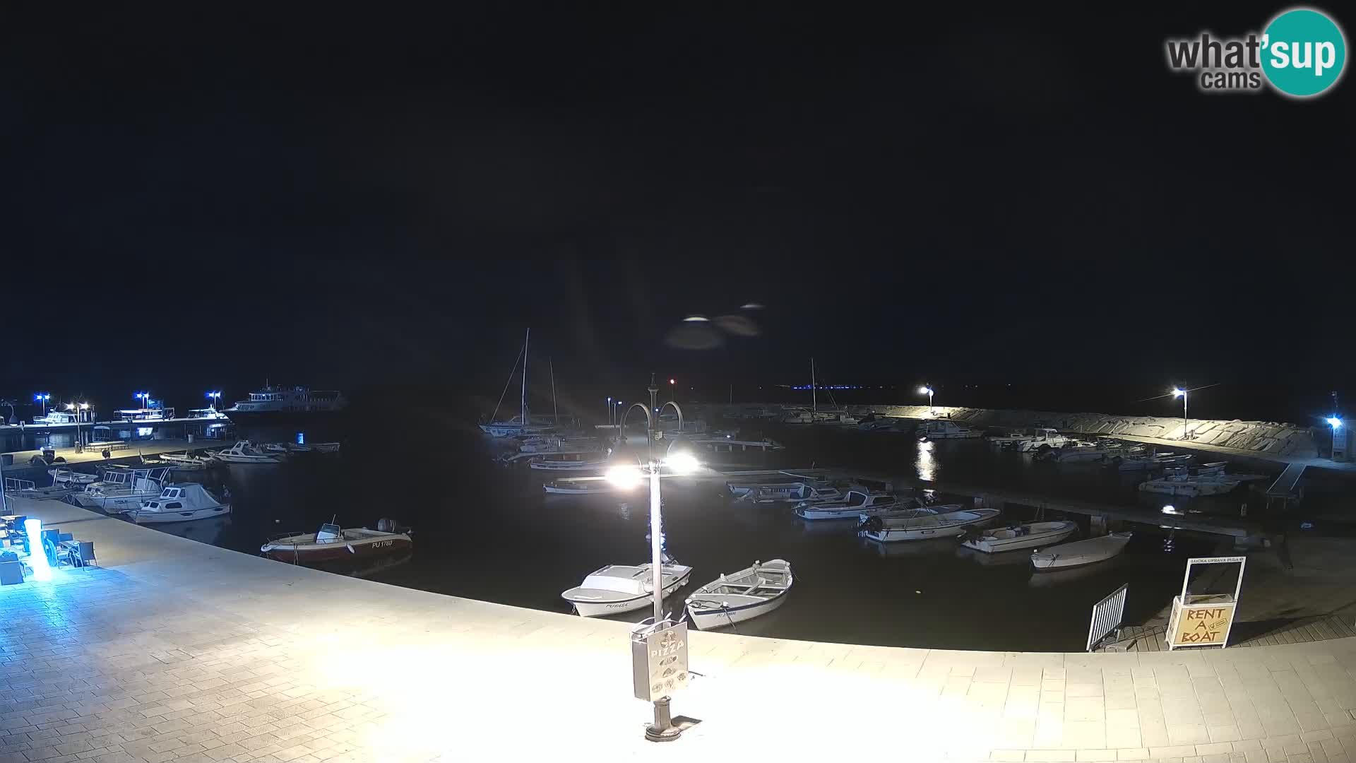 Fažana Camera en vivo riva y marina de la ciudad – Istria