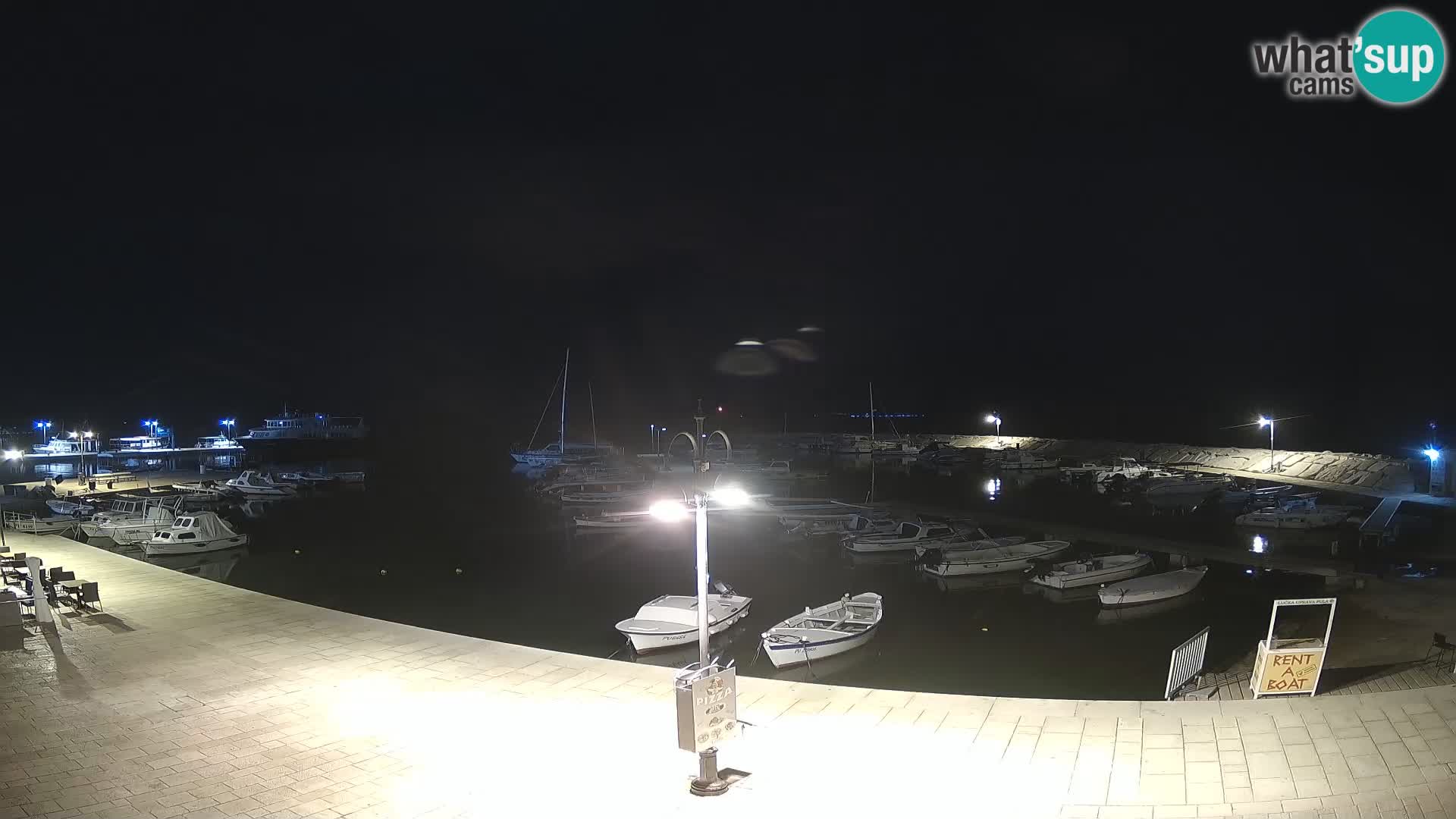 Spletna kamera Fažana riva in mestna marina – Istra