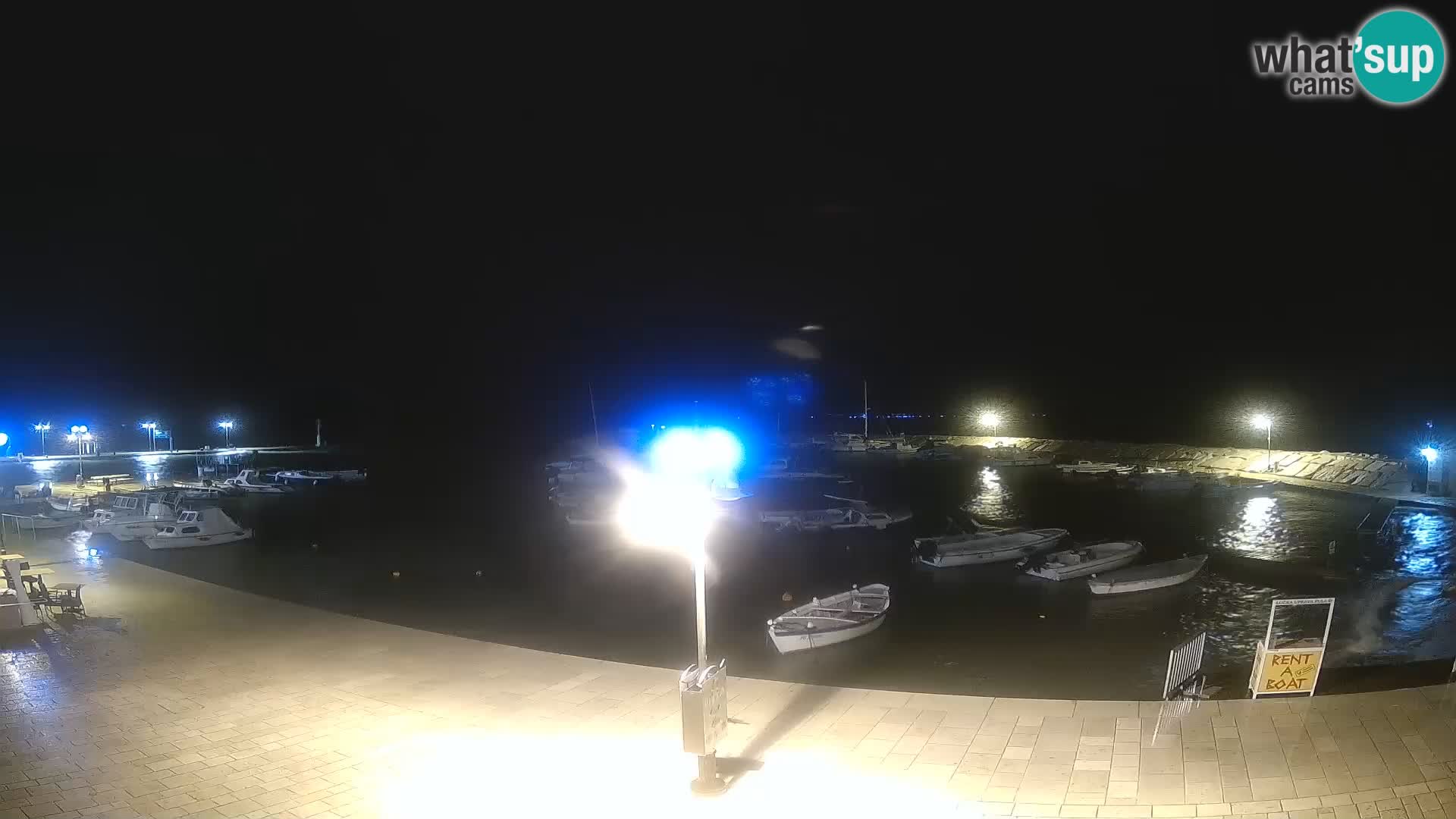 Spletna kamera Fažana riva in mestna marina – Istra