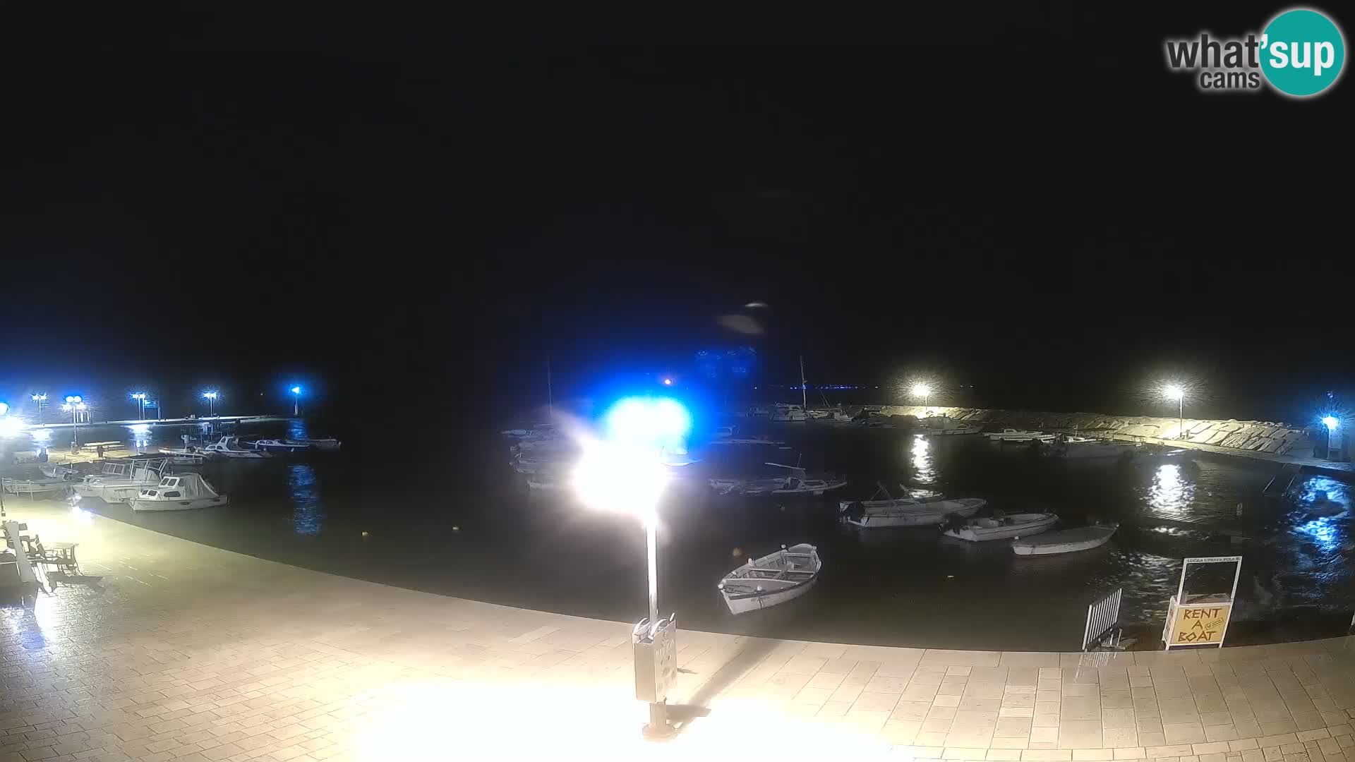 Fažana Camera en vivo riva y marina de la ciudad – Istria