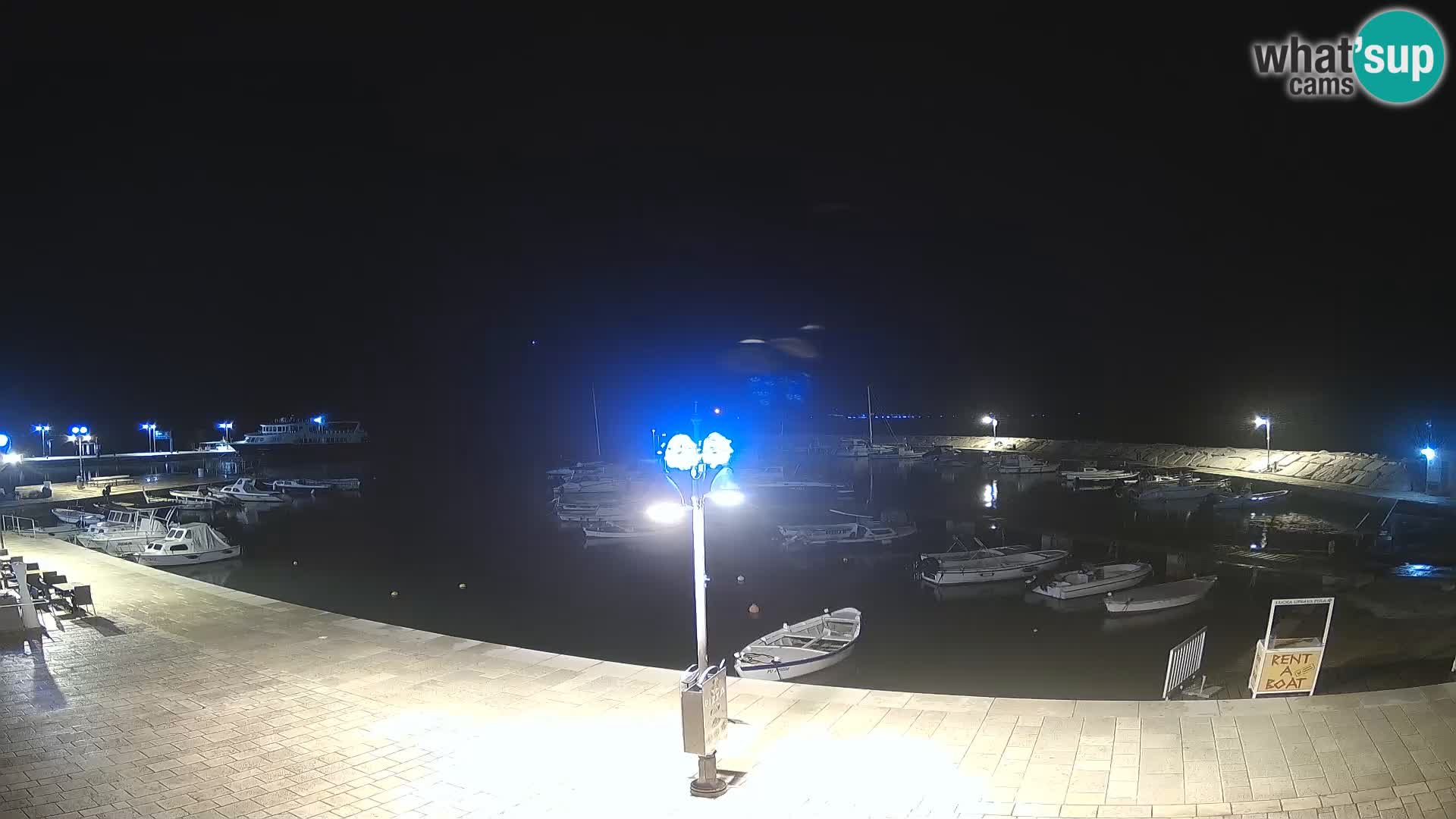 Spletna kamera Fažana riva in mestna marina – Istra