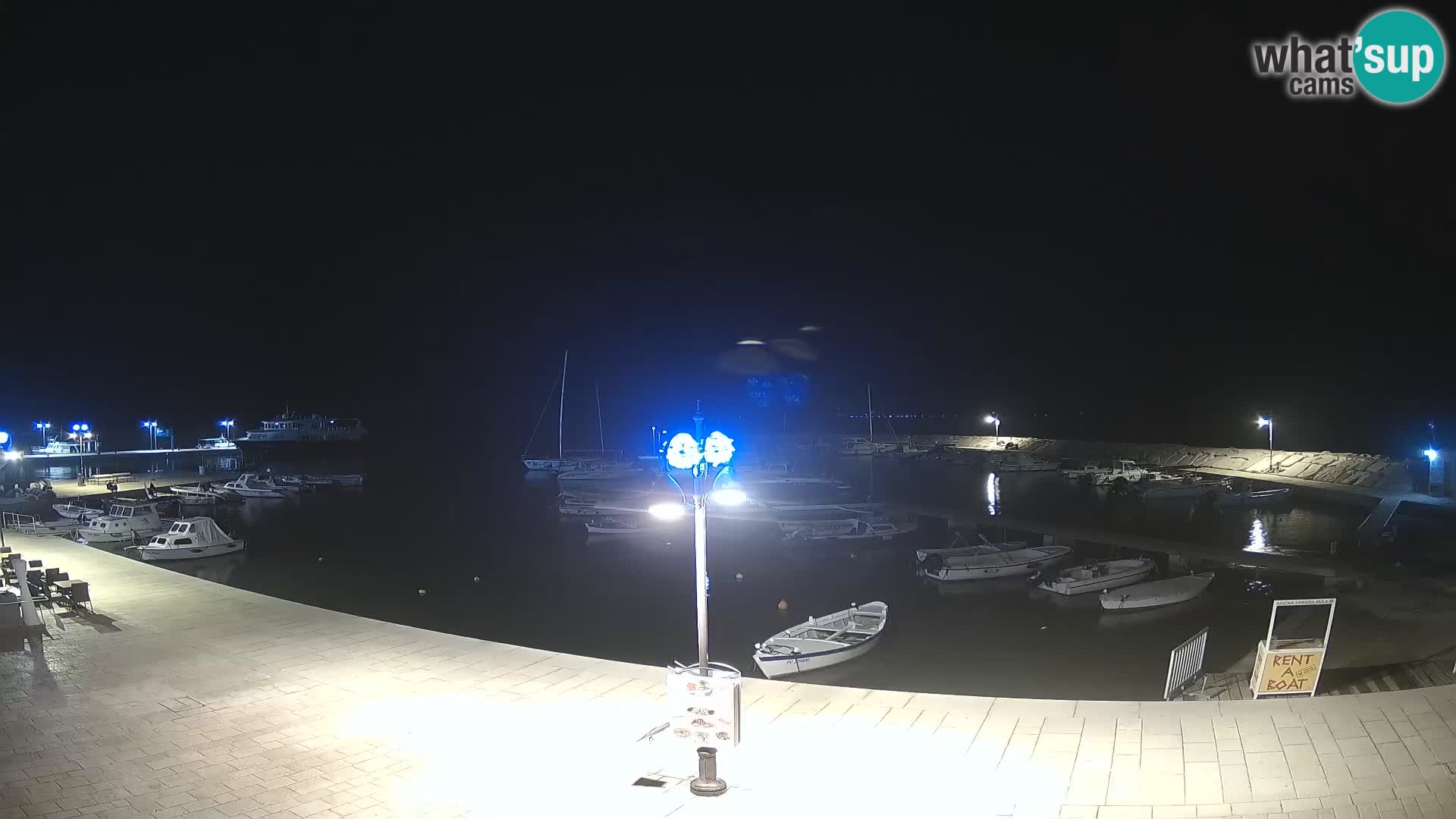 Fažana Camera en vivo riva y marina de la ciudad – Istria