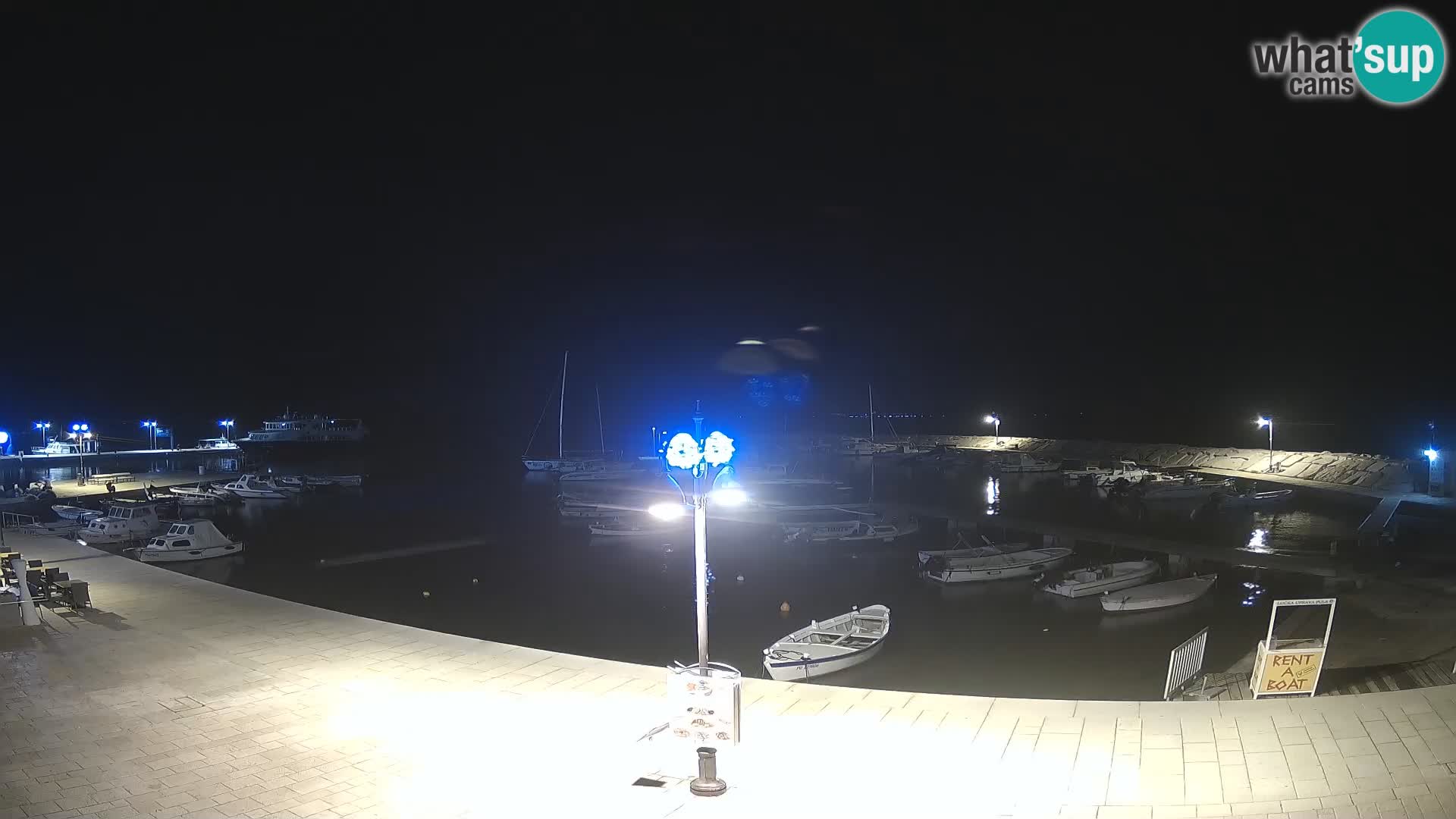 Fažana Camera en vivo riva y marina de la ciudad – Istria