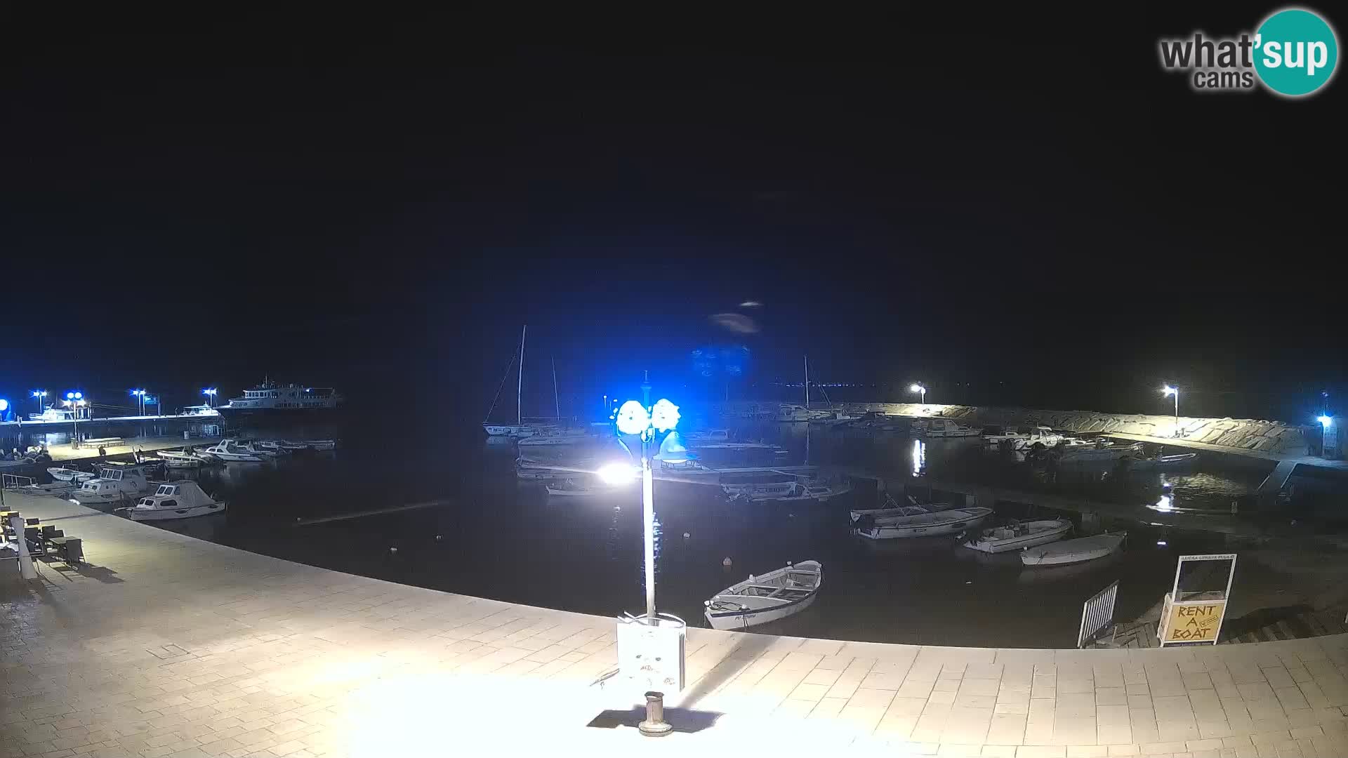 Fažana Camera en vivo riva y marina de la ciudad – Istria