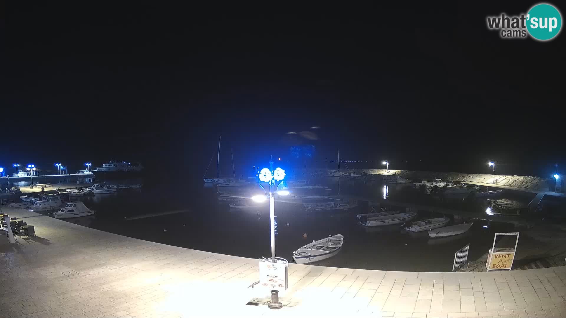 Fažana Camera en vivo riva y marina de la ciudad – Istria