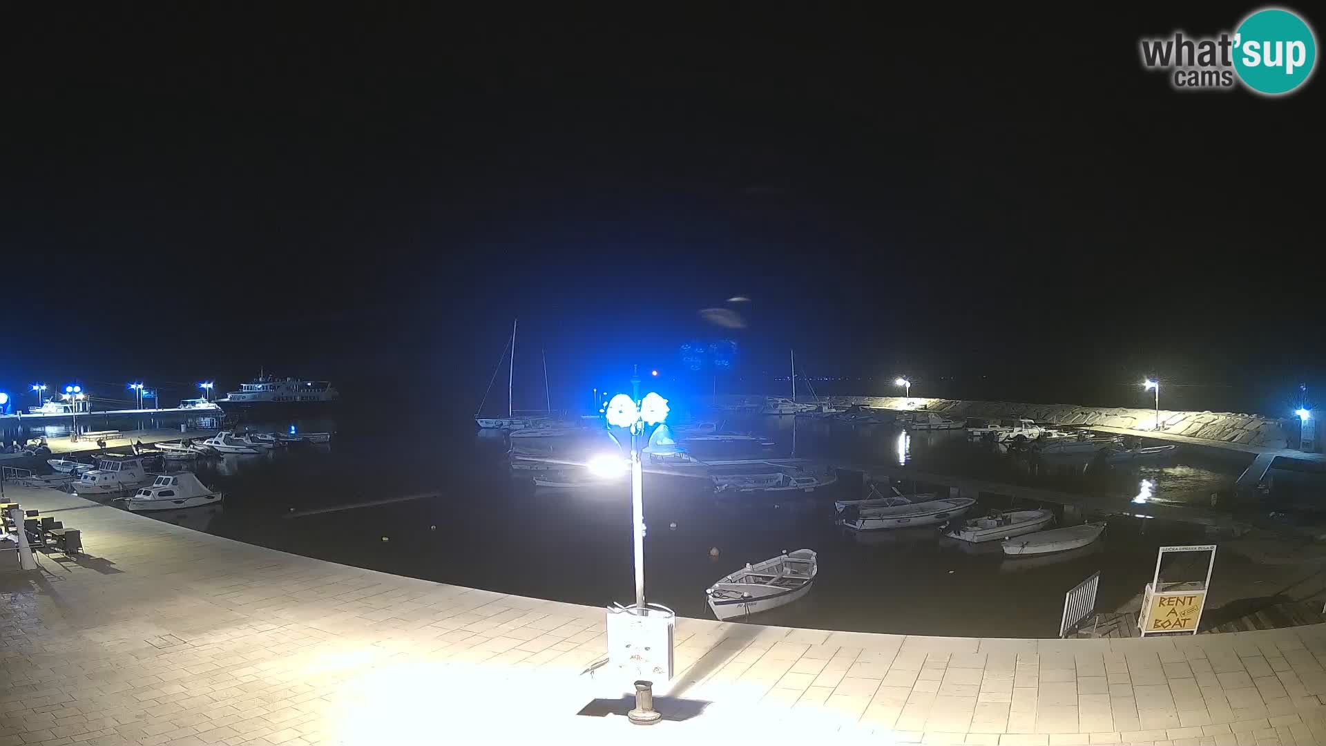 Fažana Camera en vivo riva y marina de la ciudad – Istria