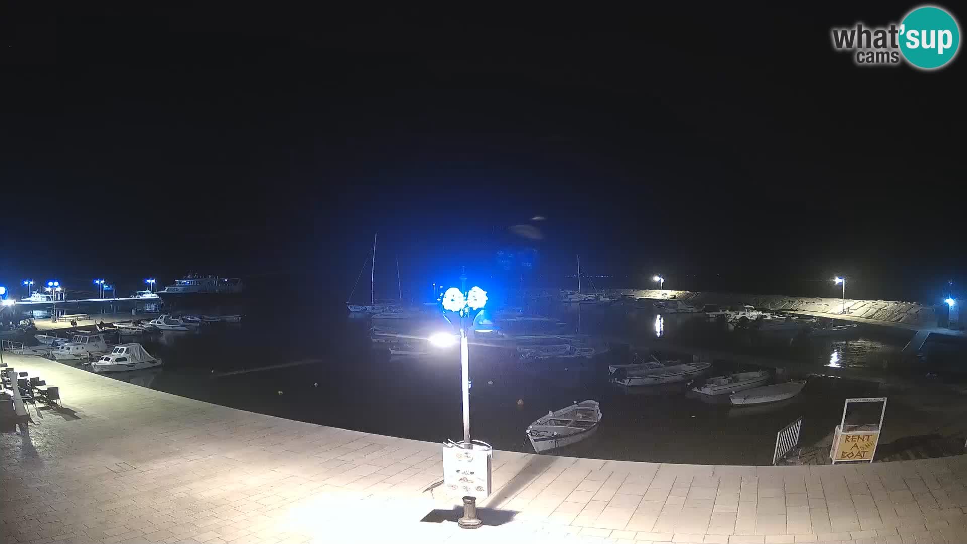 Spletna kamera Fažana riva in mestna marina – Istra