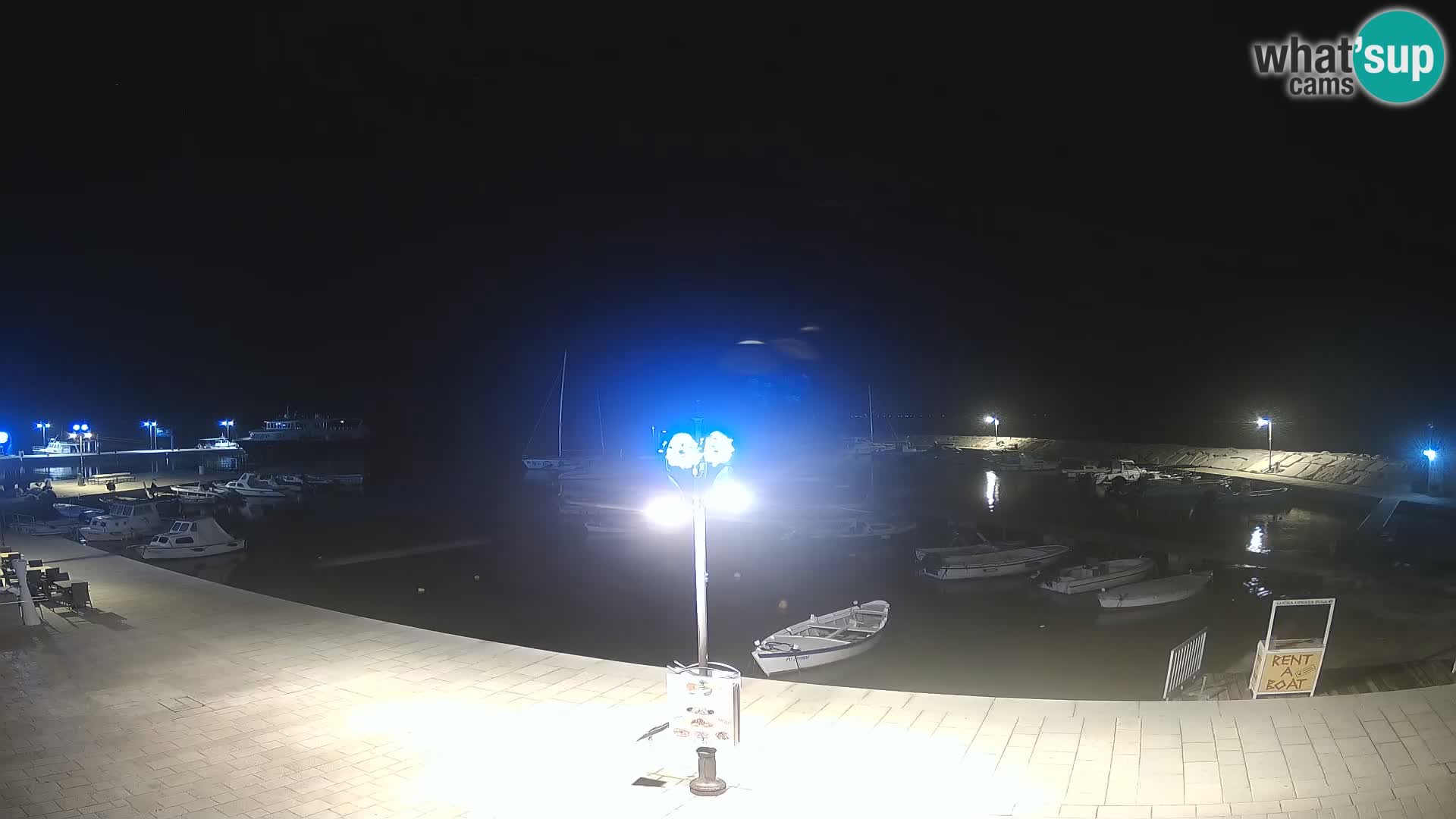 Fažana Camera en vivo riva y marina de la ciudad – Istria