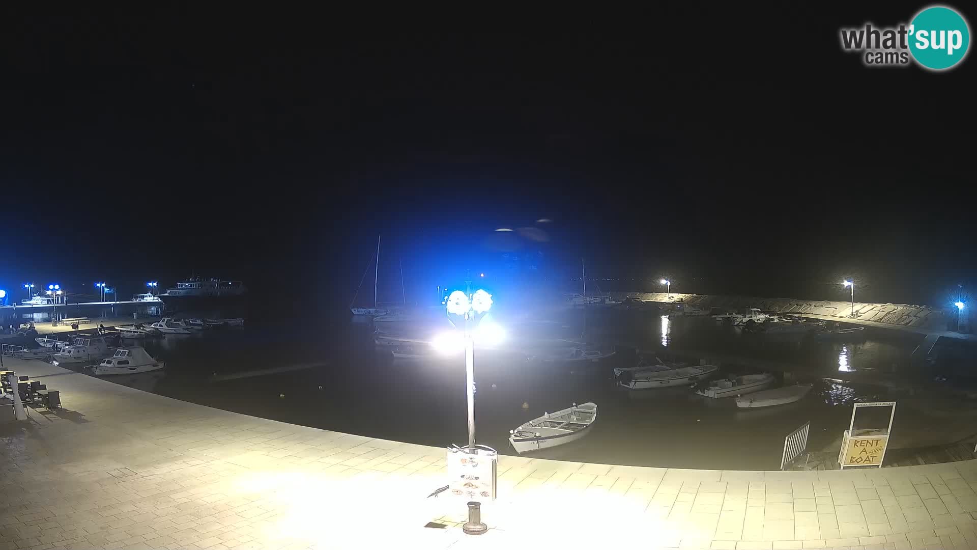 Fažana Camera en vivo riva y marina de la ciudad – Istria