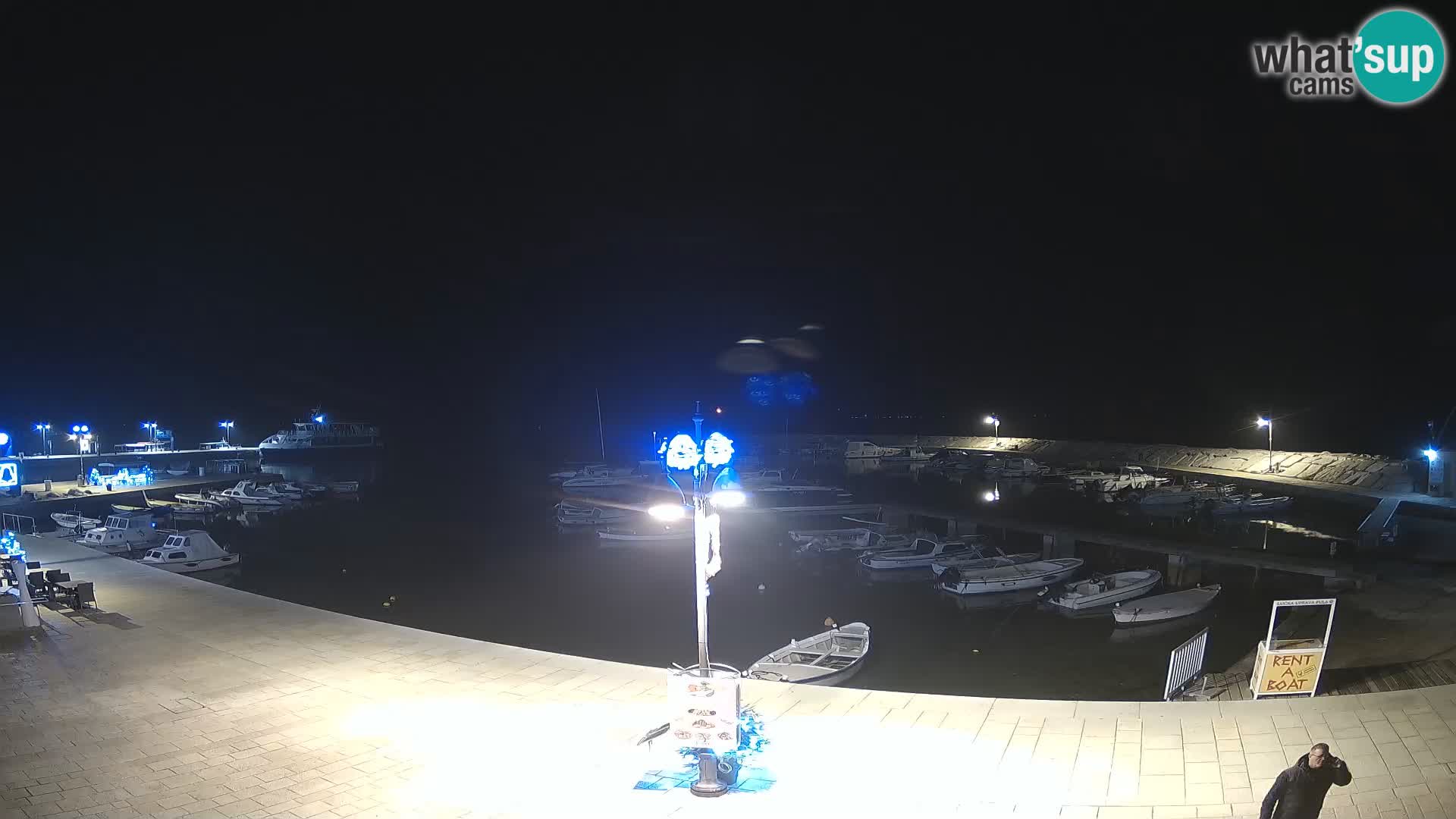 Fažana Camera en vivo riva y marina de la ciudad – Istria