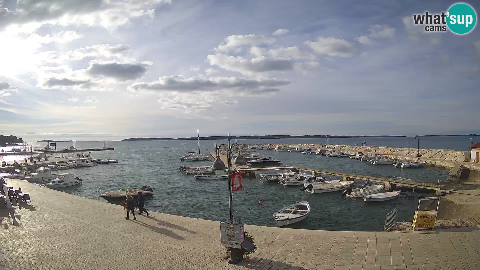 Webcam Fažana riva and city marina – Istria