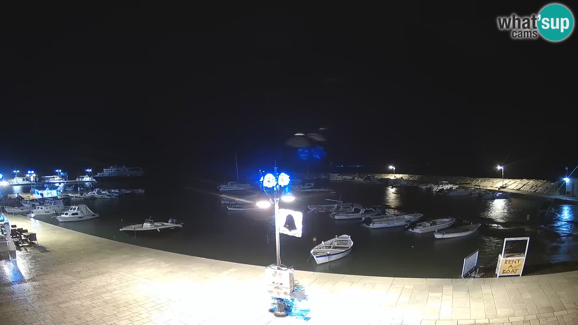 Spletna kamera Fažana riva in mestna marina – Istra