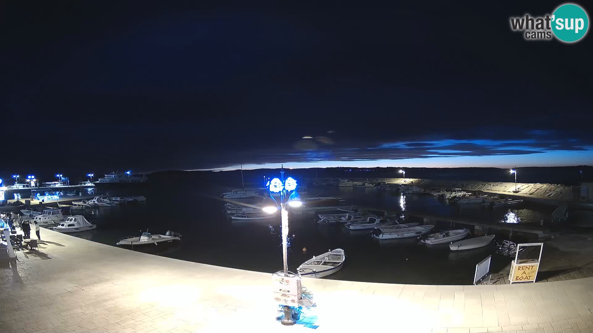 Webcam Fažana riva and city marina – Istria