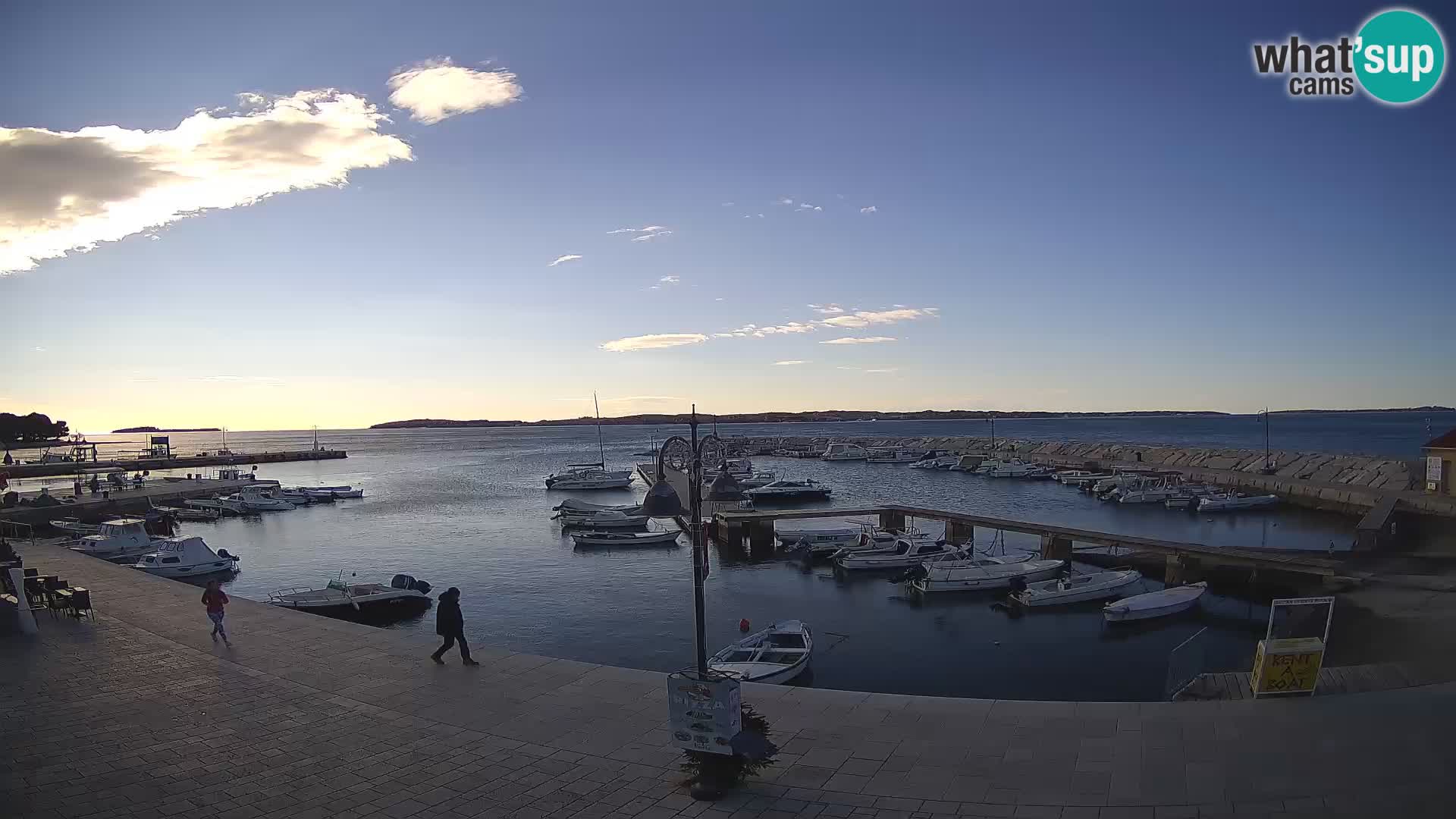 Webcam Fažana riva and city marina – Istria