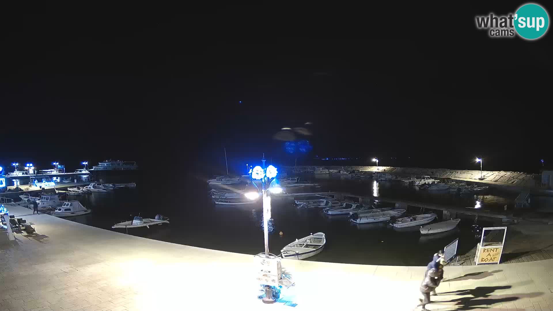 Fažana Camera en vivo riva y marina de la ciudad – Istria