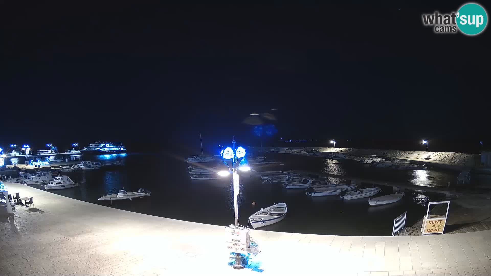 Spletna kamera Fažana riva in mestna marina – Istra