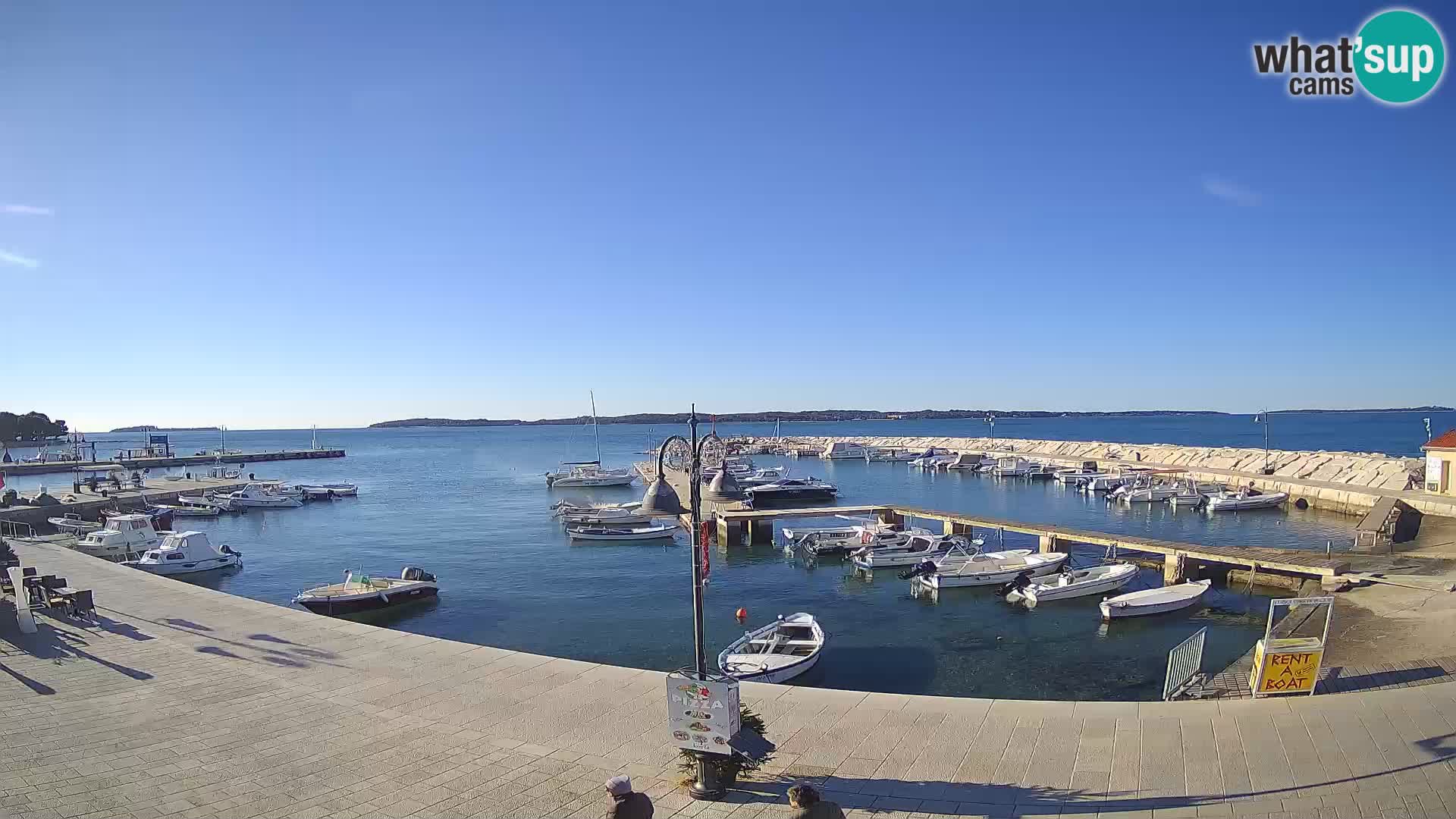 Webcam Fažana riva and city marina – Istria