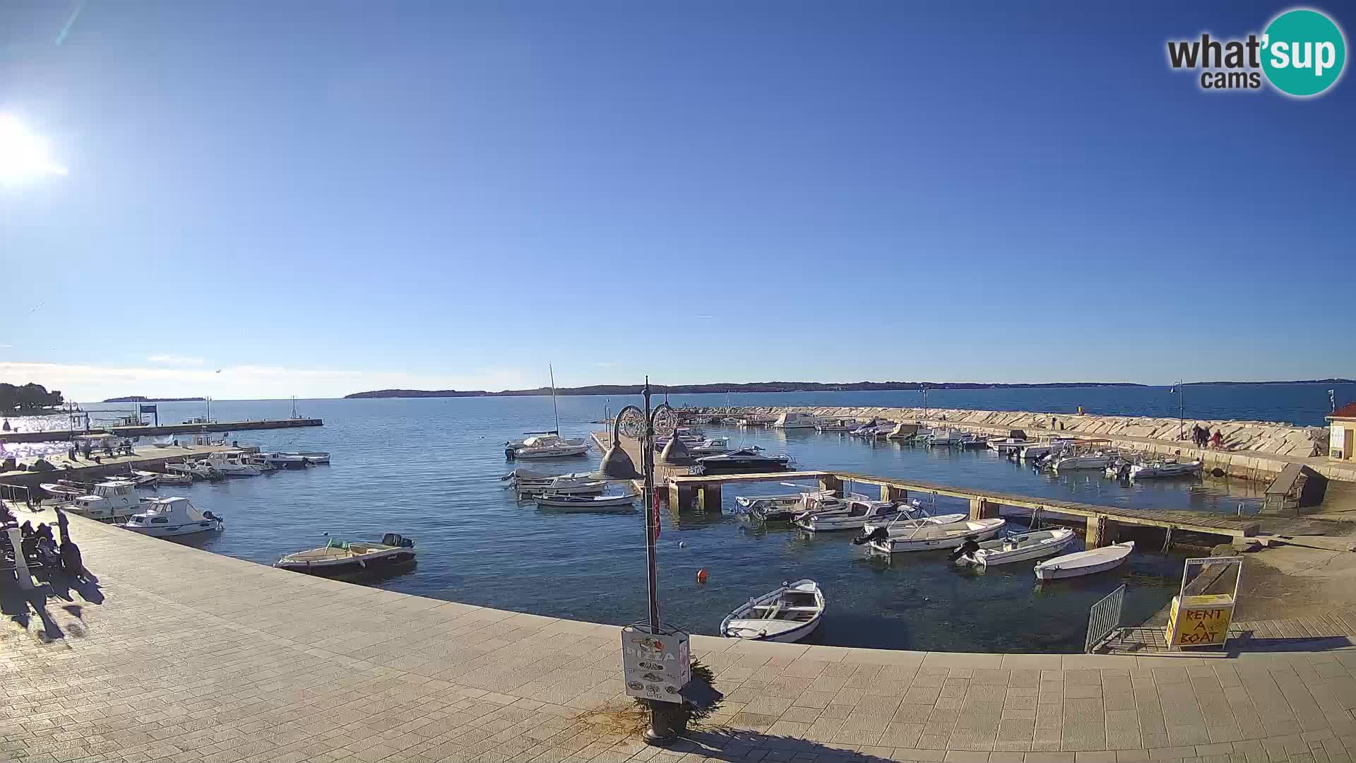 Webcam Fažana riva and city marina – Istria