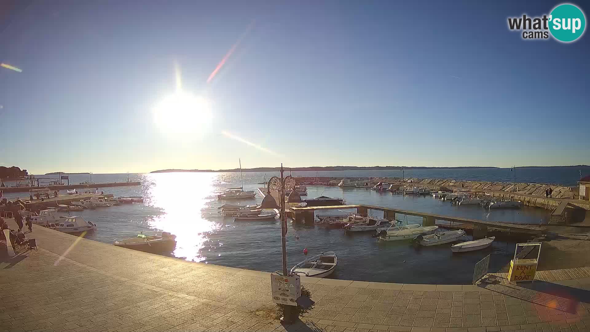 Webcam Fažana riva and city marina – Istria