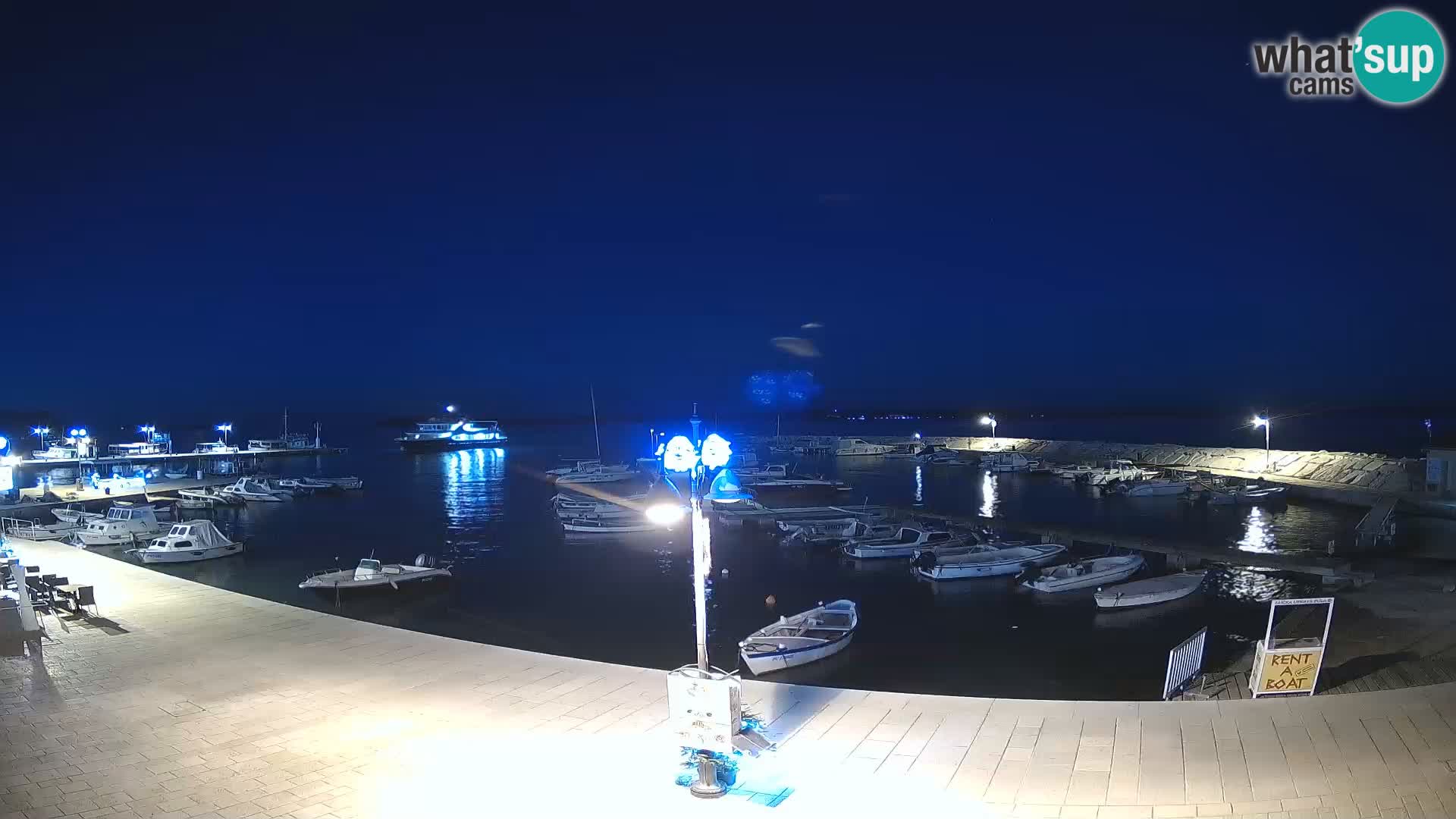 Webcam Fažana riva and city marina – Istria