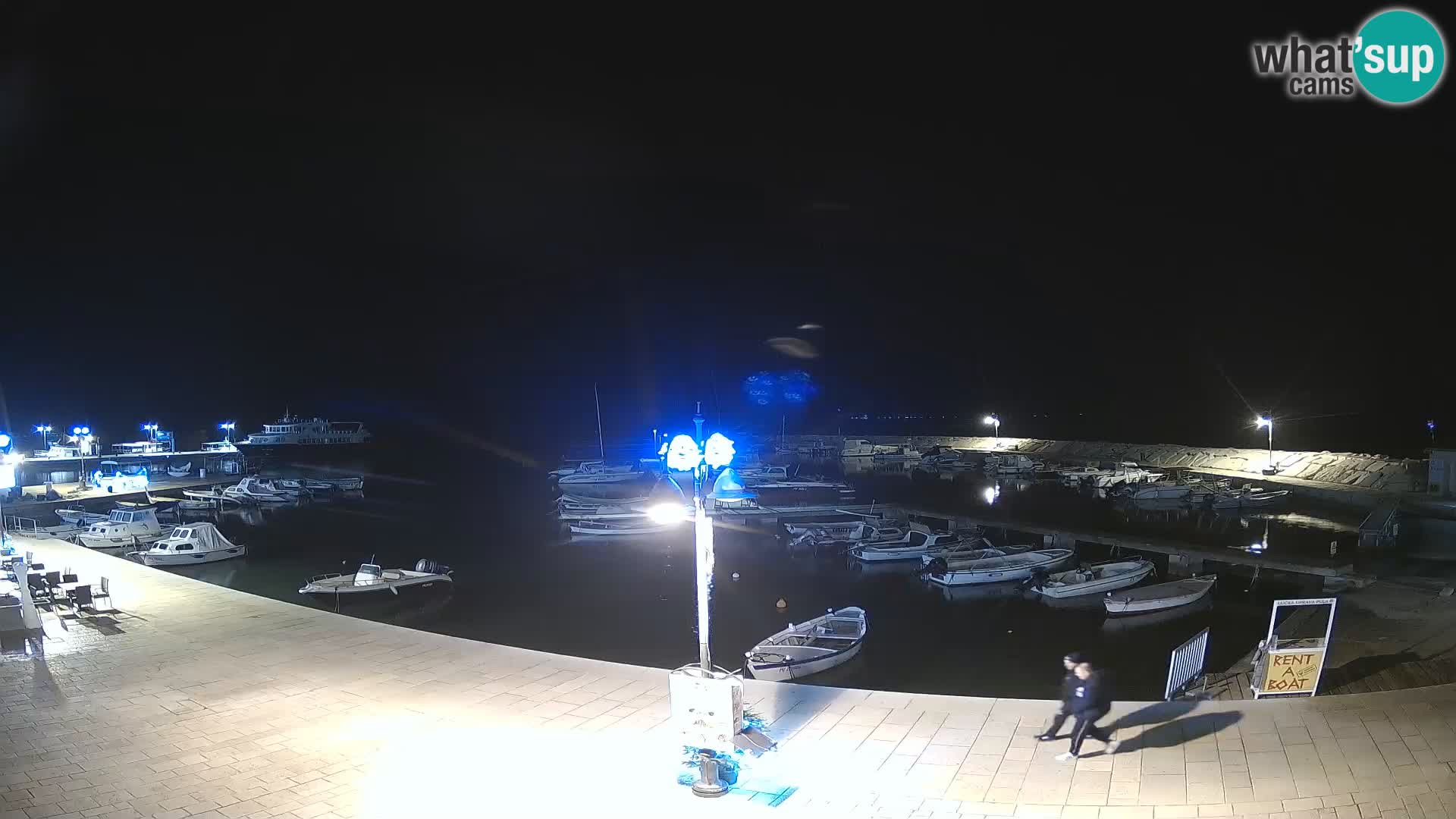 Fažana Camera en vivo riva y marina de la ciudad – Istria