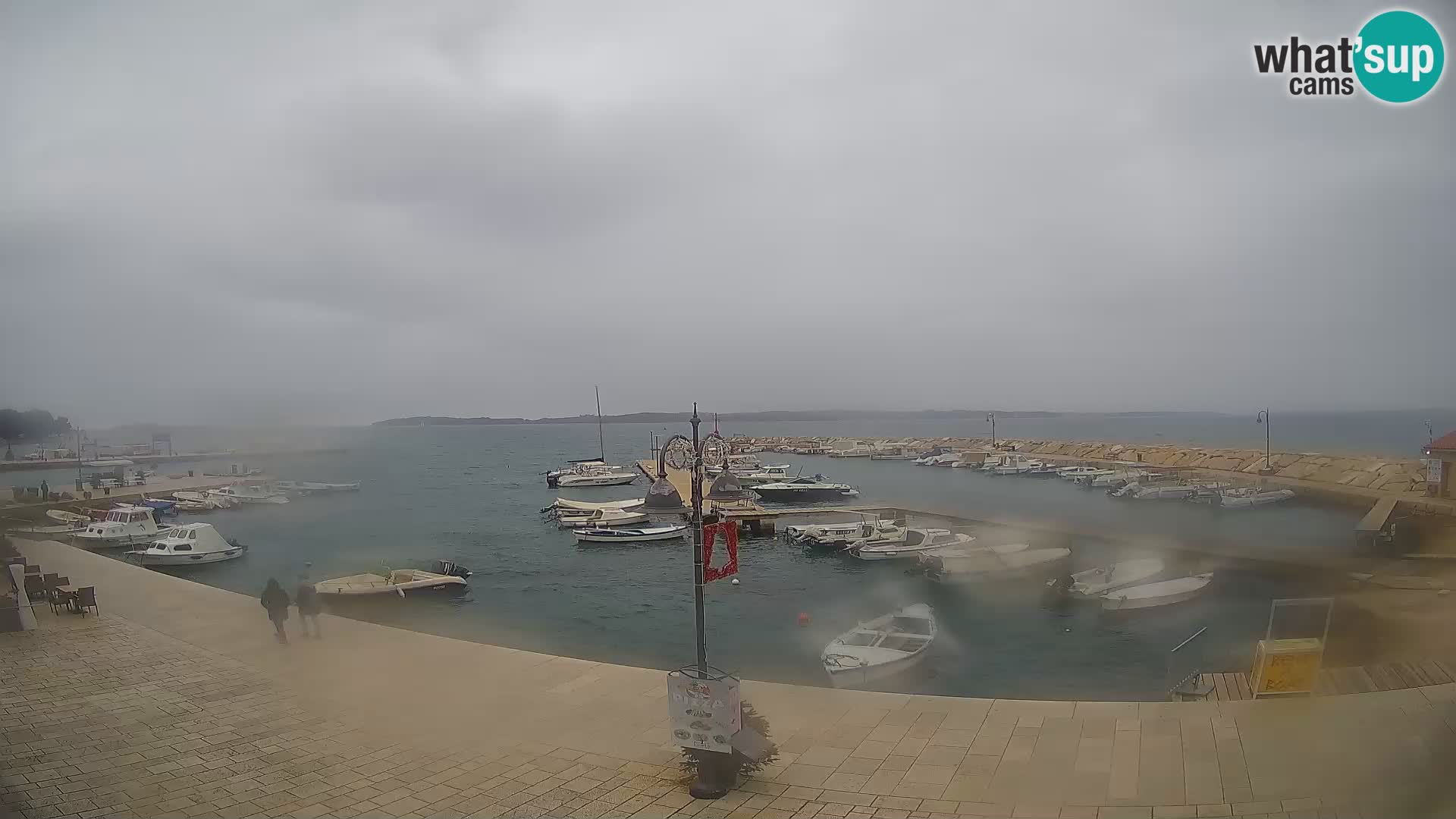 Webcam Fažana riva and city marina – Istria