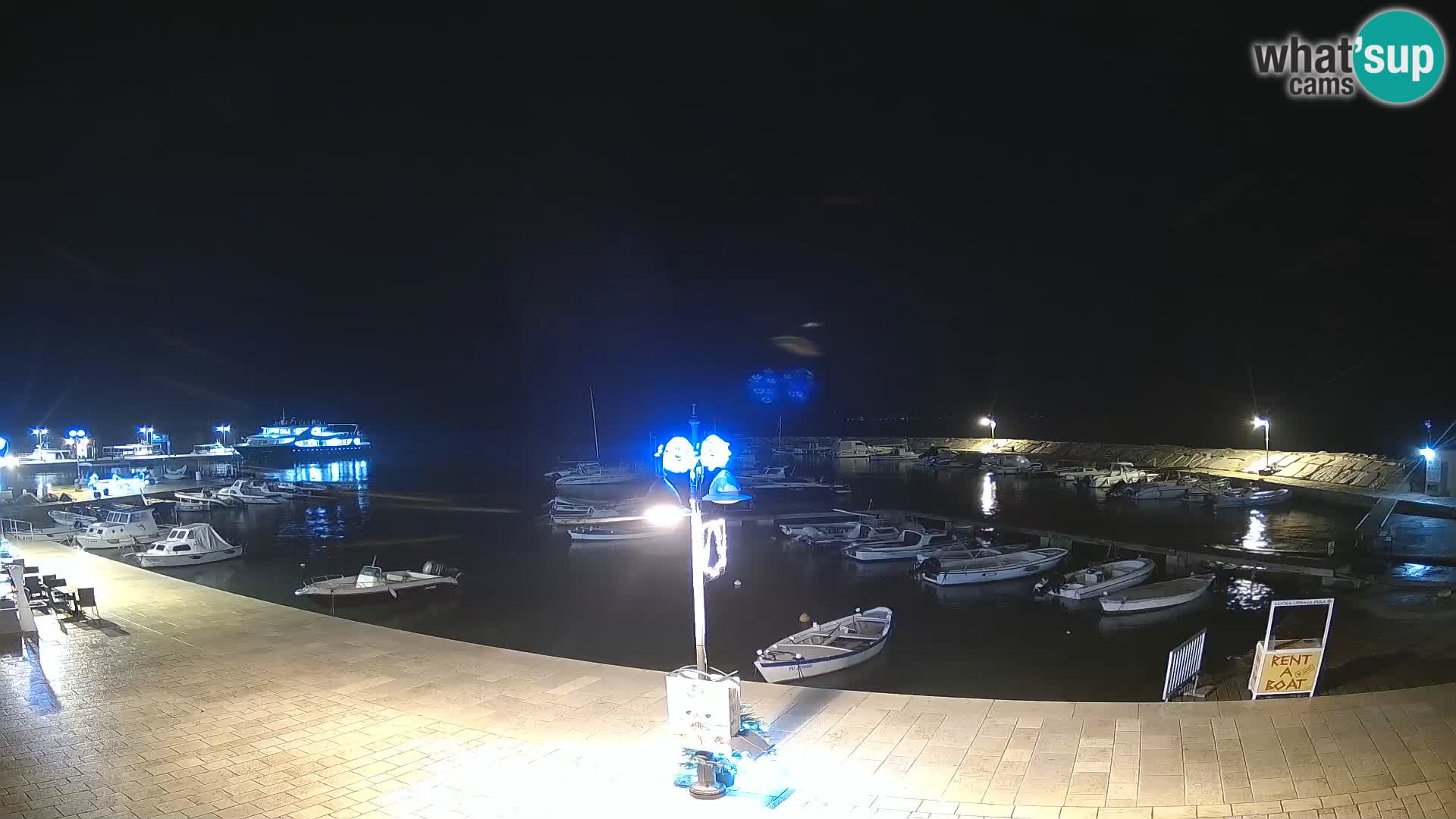 Webcam Fažana riva and city marina – Istria