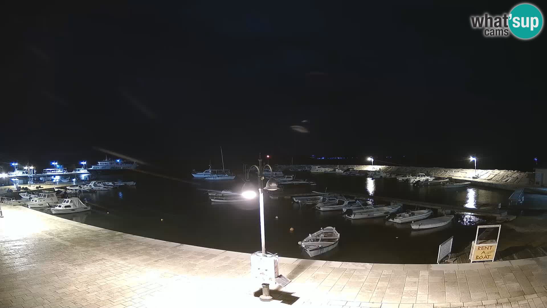 Fažana Camera en vivo riva y marina de la ciudad – Istria