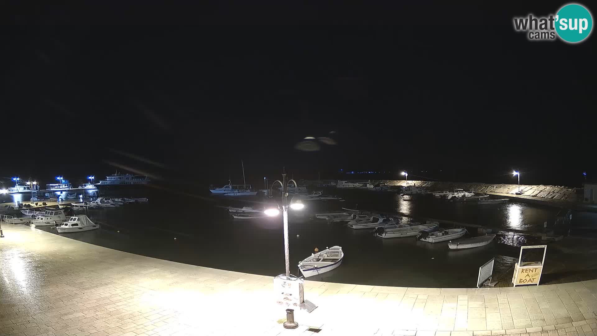 Spletna kamera Fažana riva in mestna marina – Istra