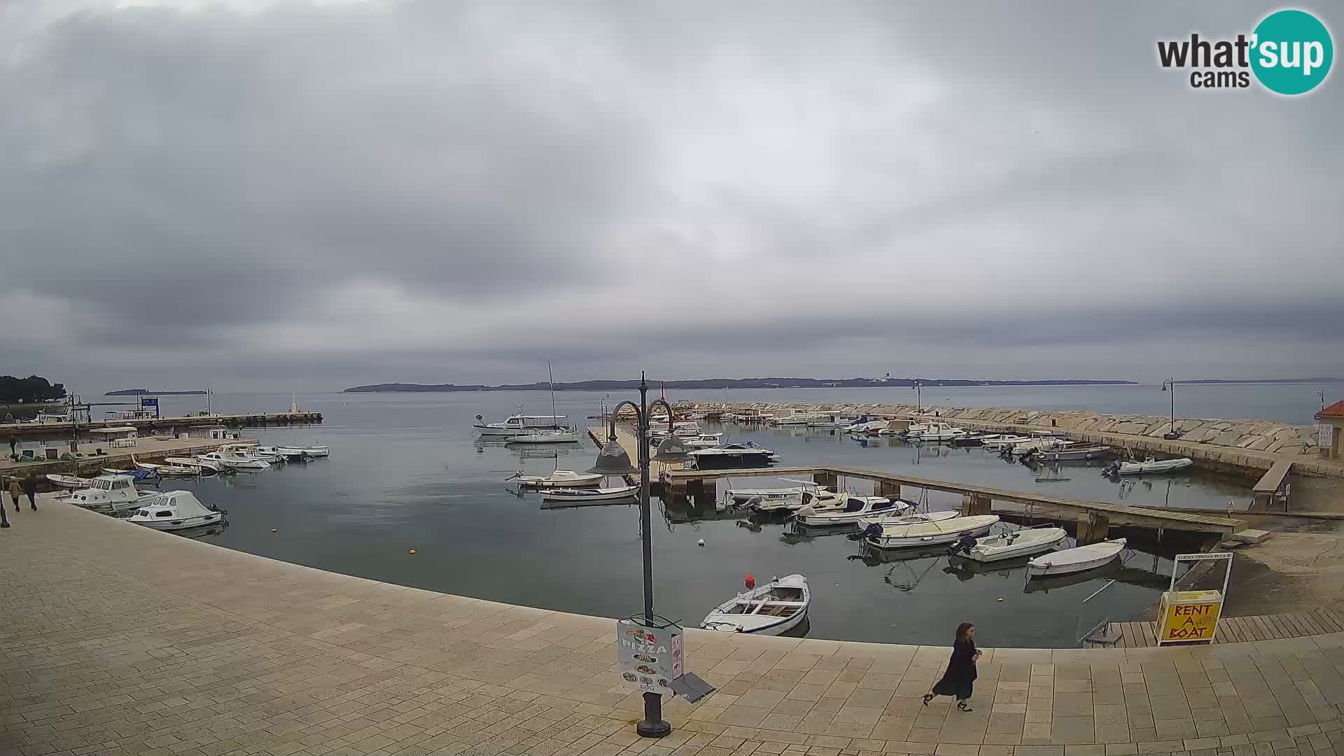 Webcam Fažana riva and city marina – Istria