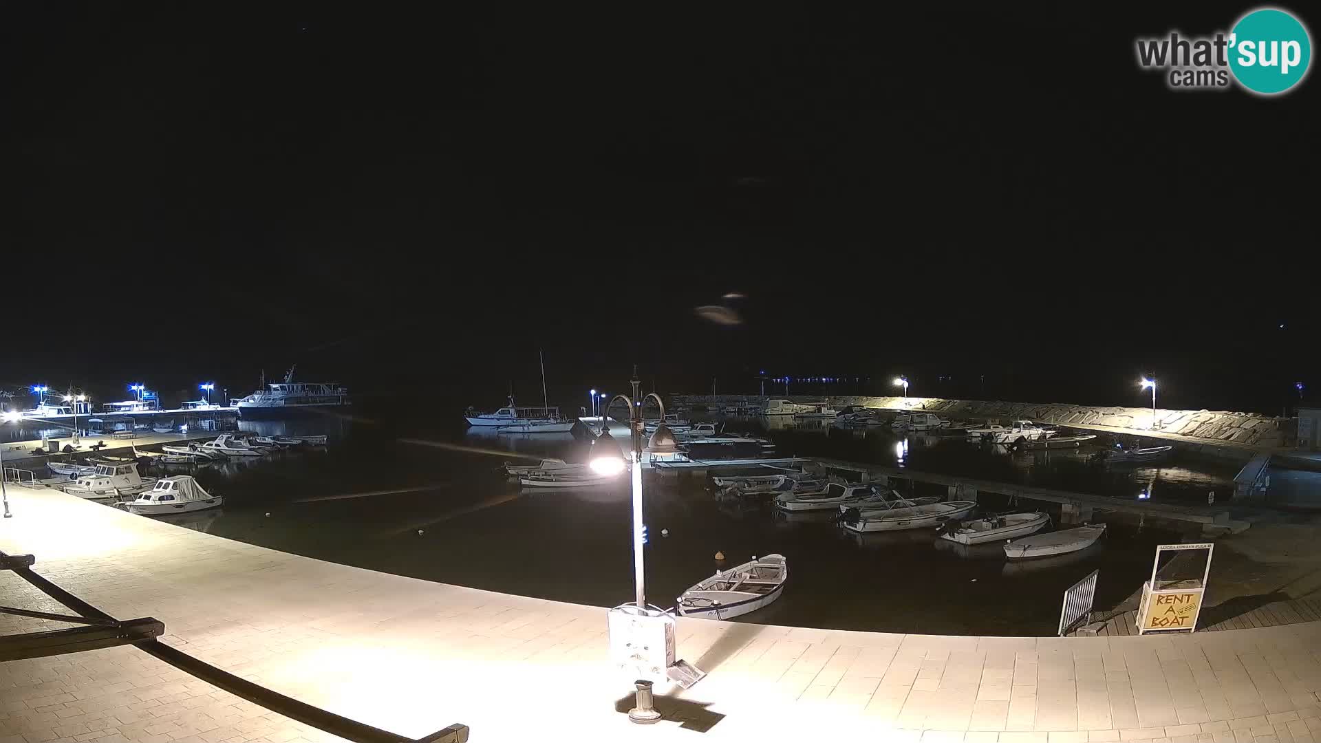 Fažana Camera en vivo riva y marina de la ciudad – Istria