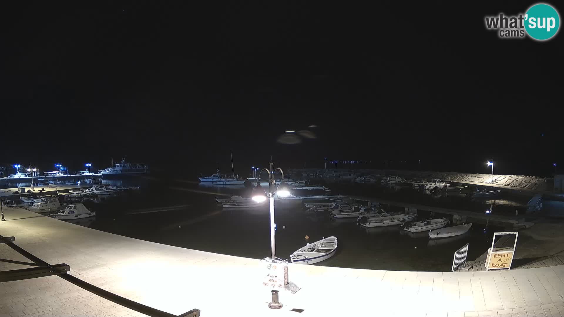 Spletna kamera Fažana riva in mestna marina – Istra