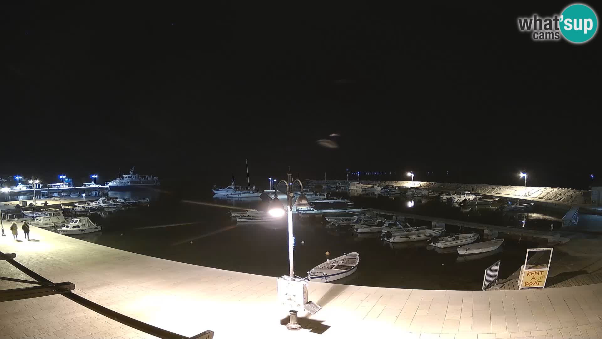 Fažana Camera en vivo riva y marina de la ciudad – Istria