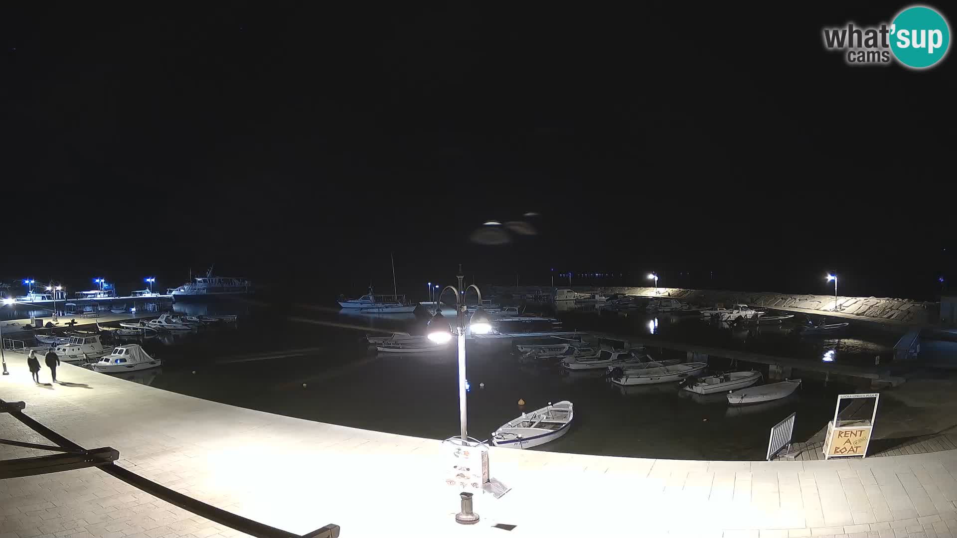 Fažana Camera en vivo riva y marina de la ciudad – Istria