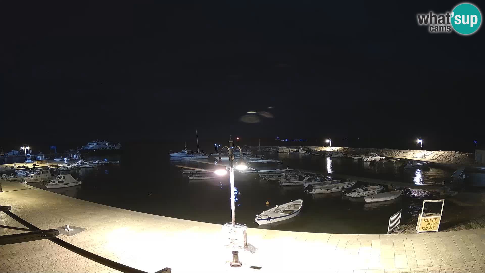 Fažana Camera en vivo riva y marina de la ciudad – Istria